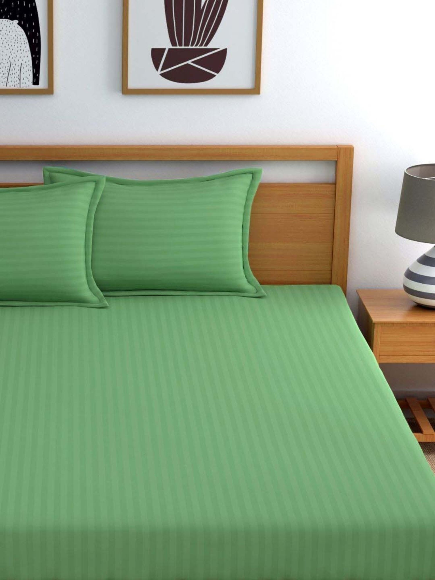 My Room Green 100% Cotton 300 TC King Bedsheet with 2 Pillow Covers
