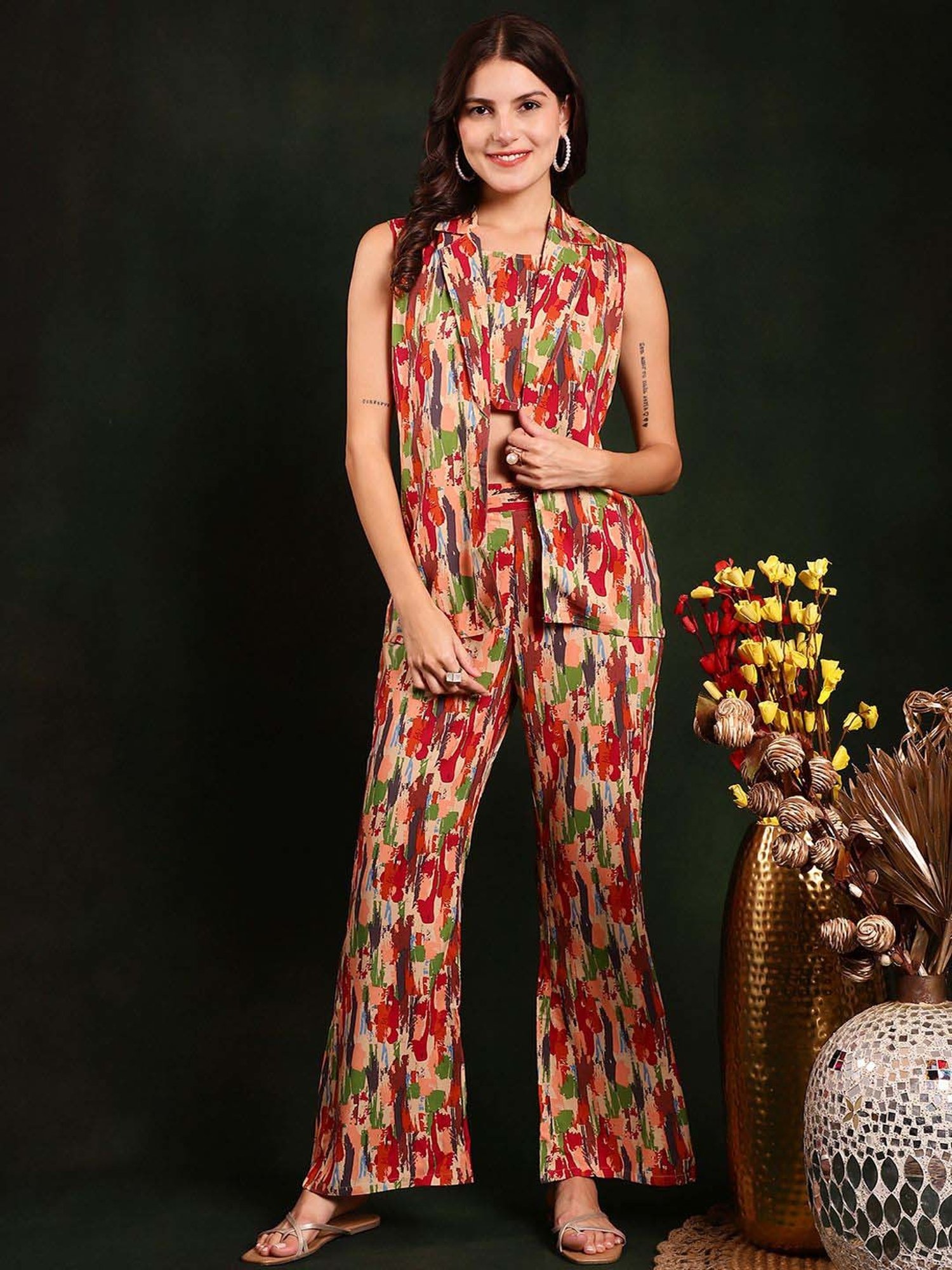 Claura Red Printed Crop Top Pants Set With Jacket