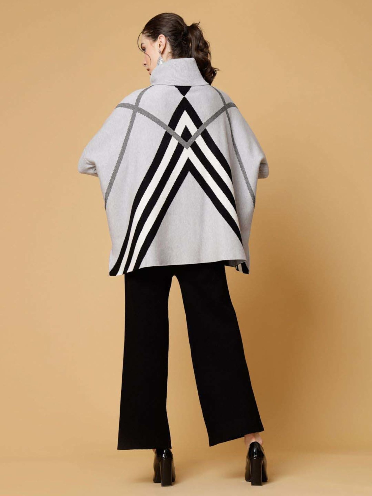 Mafadeny Grey & Black Printed Top Pants Set