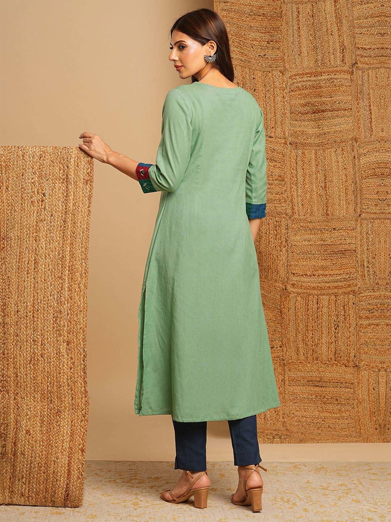 Kami Kubi Green Cotton Embroidered A Line Kurta