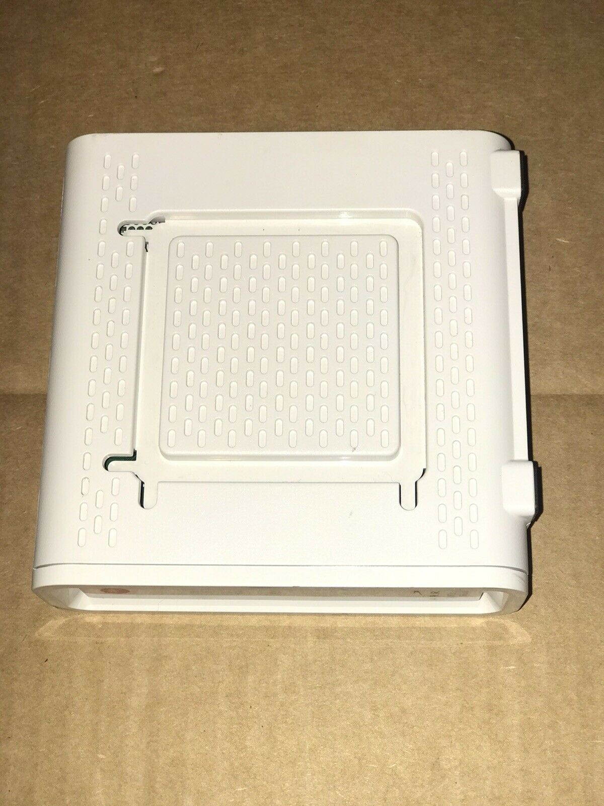 MOTOROLA ARRIS SURFBOARD SB6141 DOCSIS 3.0 CABLE/MODEM W/POWER ADAPTER ONLY