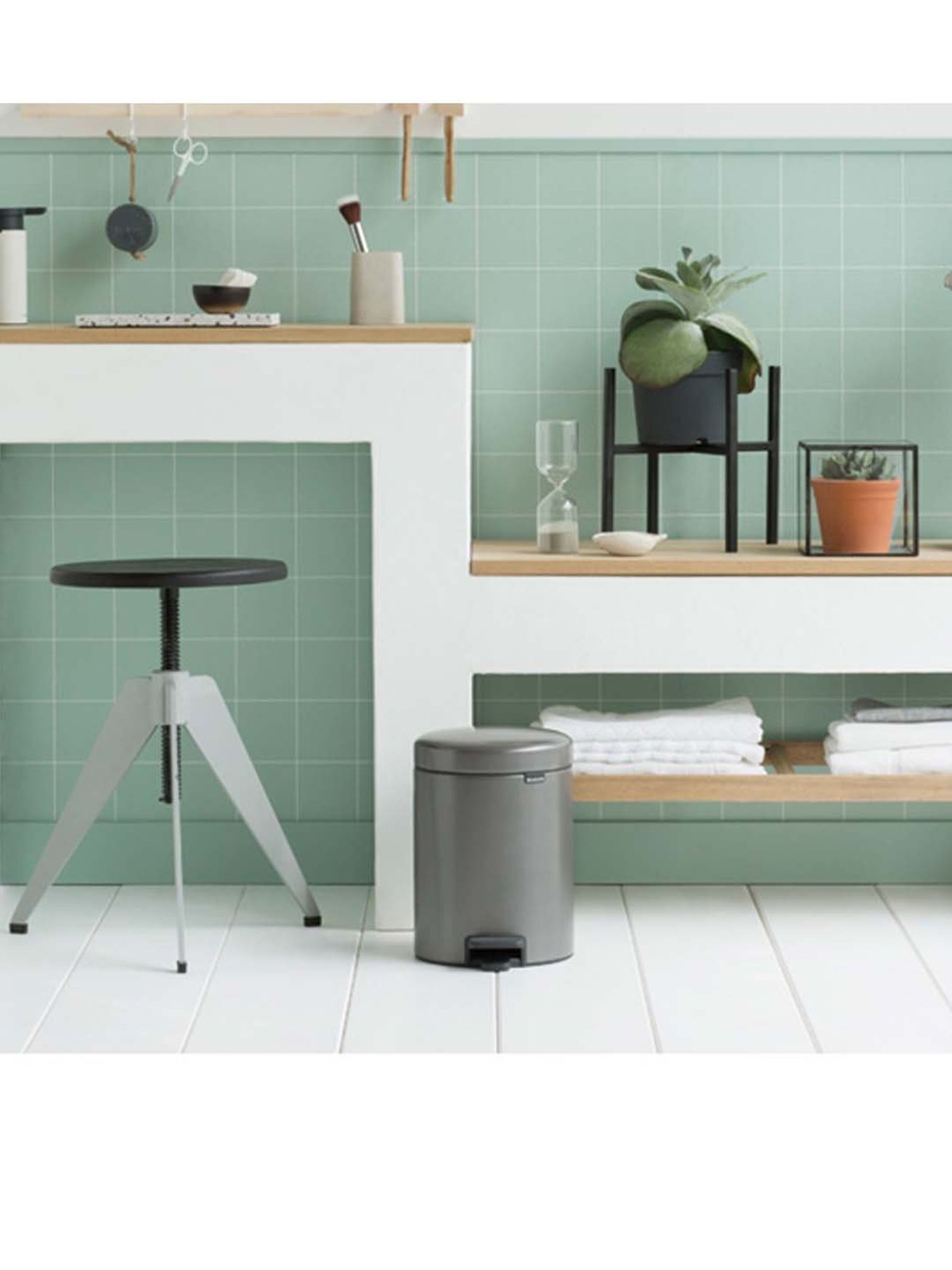 BRABANTIA New Icon Platinum Metal Pedal Dustbin (5 L) - Set of 1