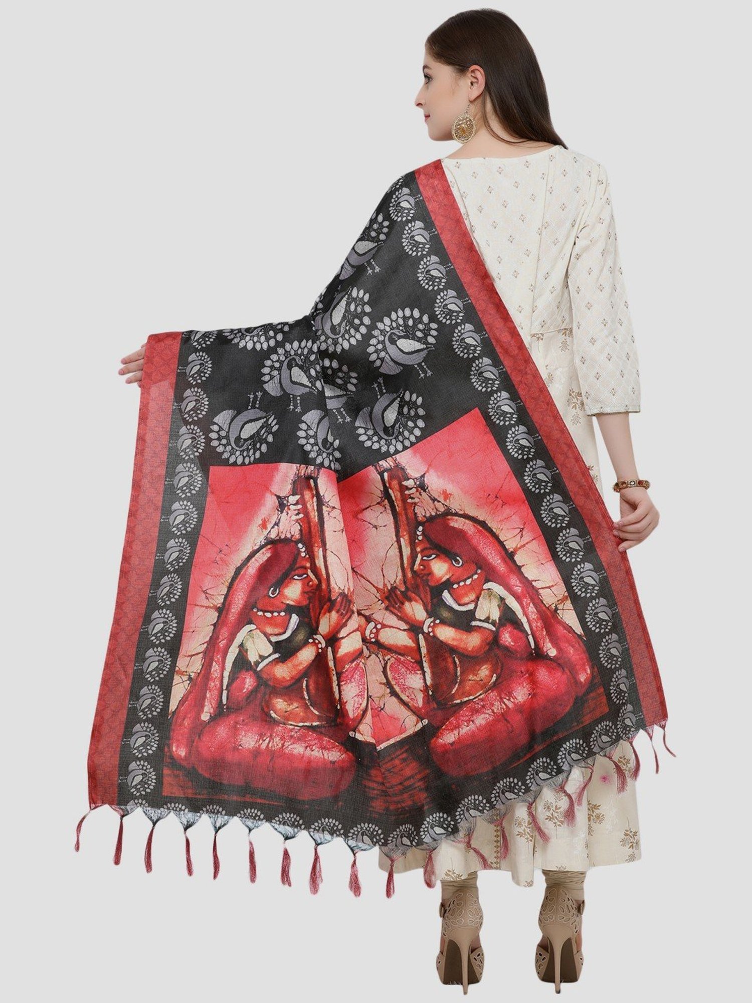 Saree Mall Black & Red Printed Dupatta