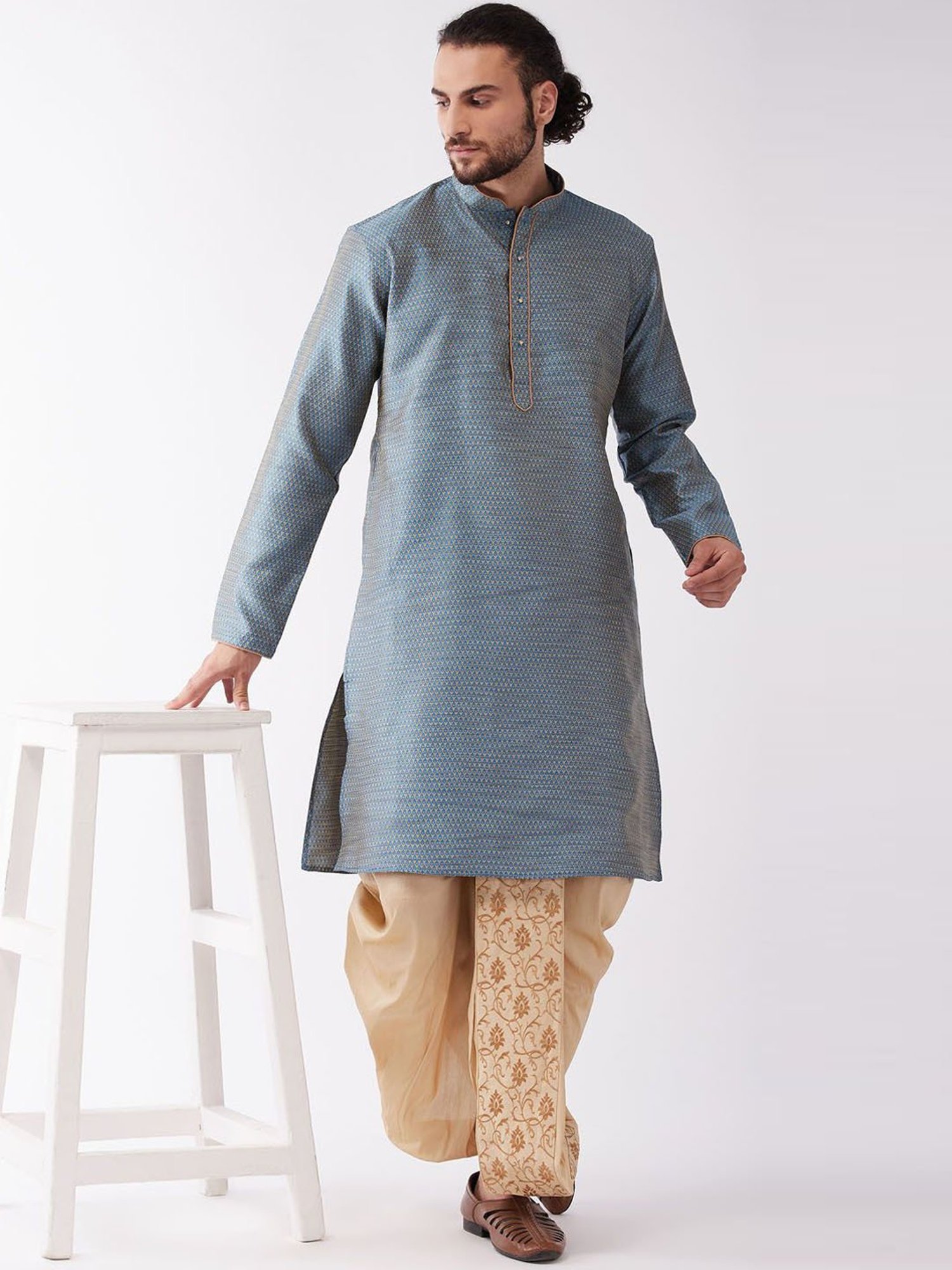 Vastramay White Cotton Straight Fit Embroidery Ethnic Suits