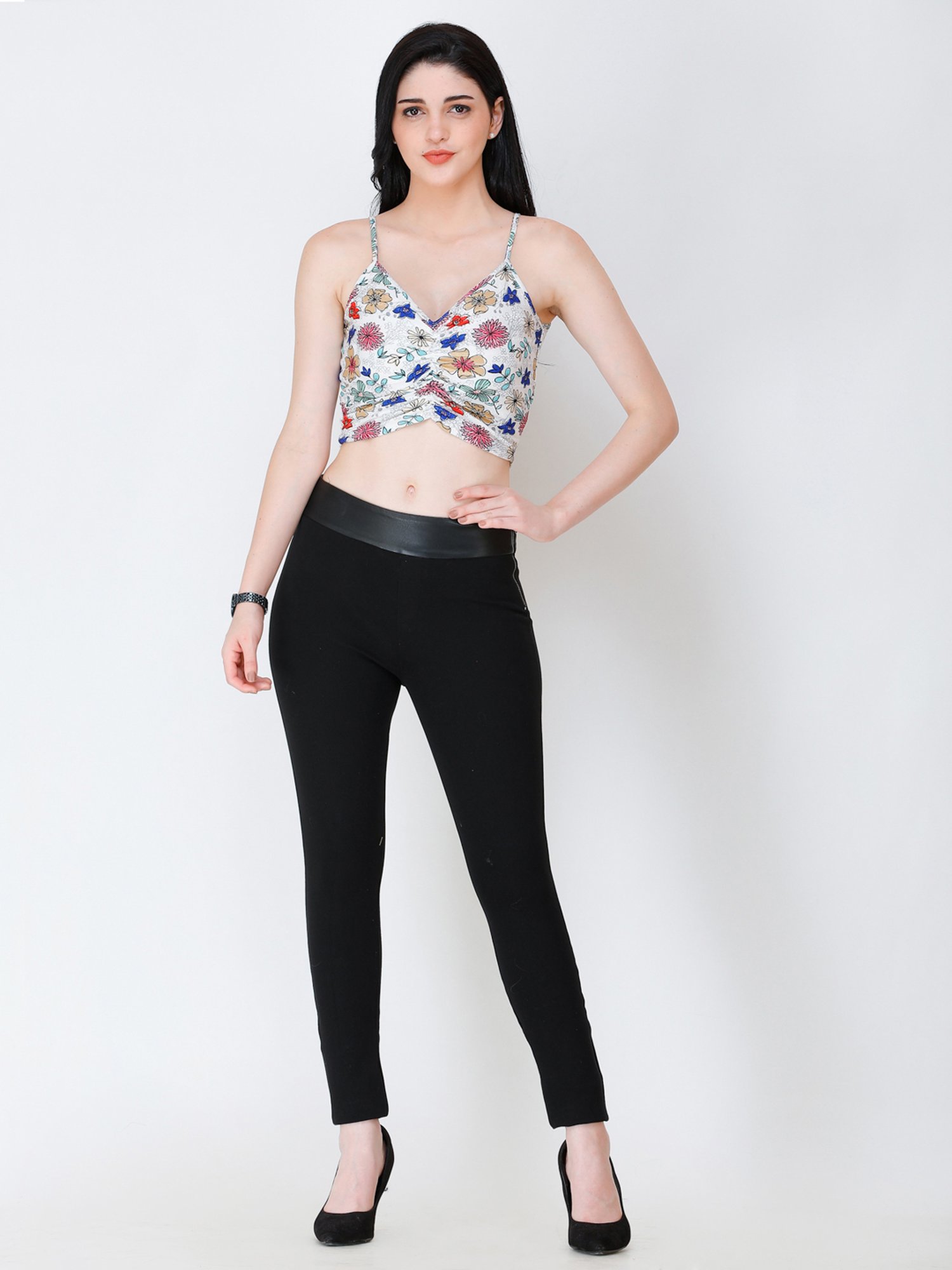 Scorpius White Floral Print Crop Top