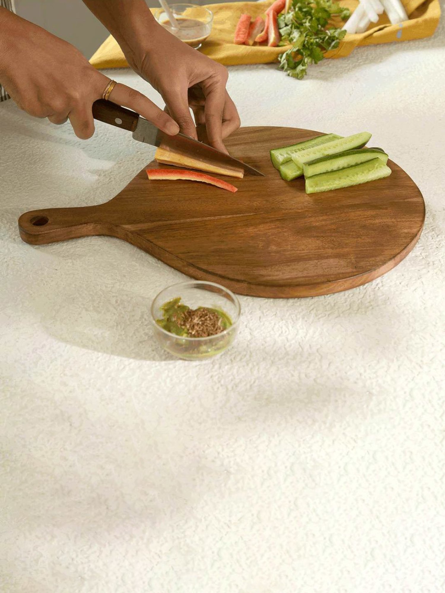 Ellementry Laimai Natural Sheesham Wood Small Chopping Board