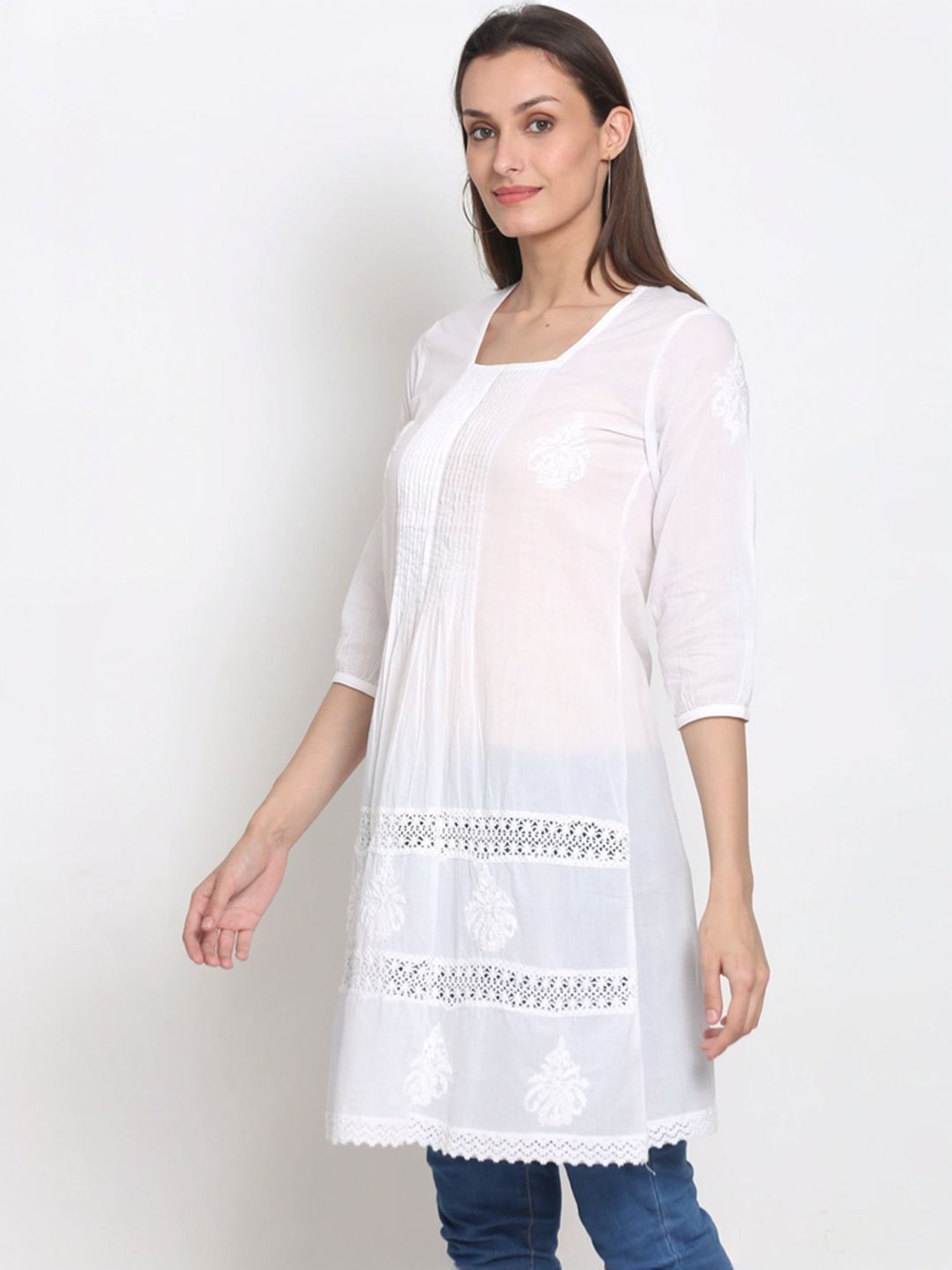 PARAMOUNT CHIKAN White Cotton Hand Embroidered Chikankari A Line Kurti