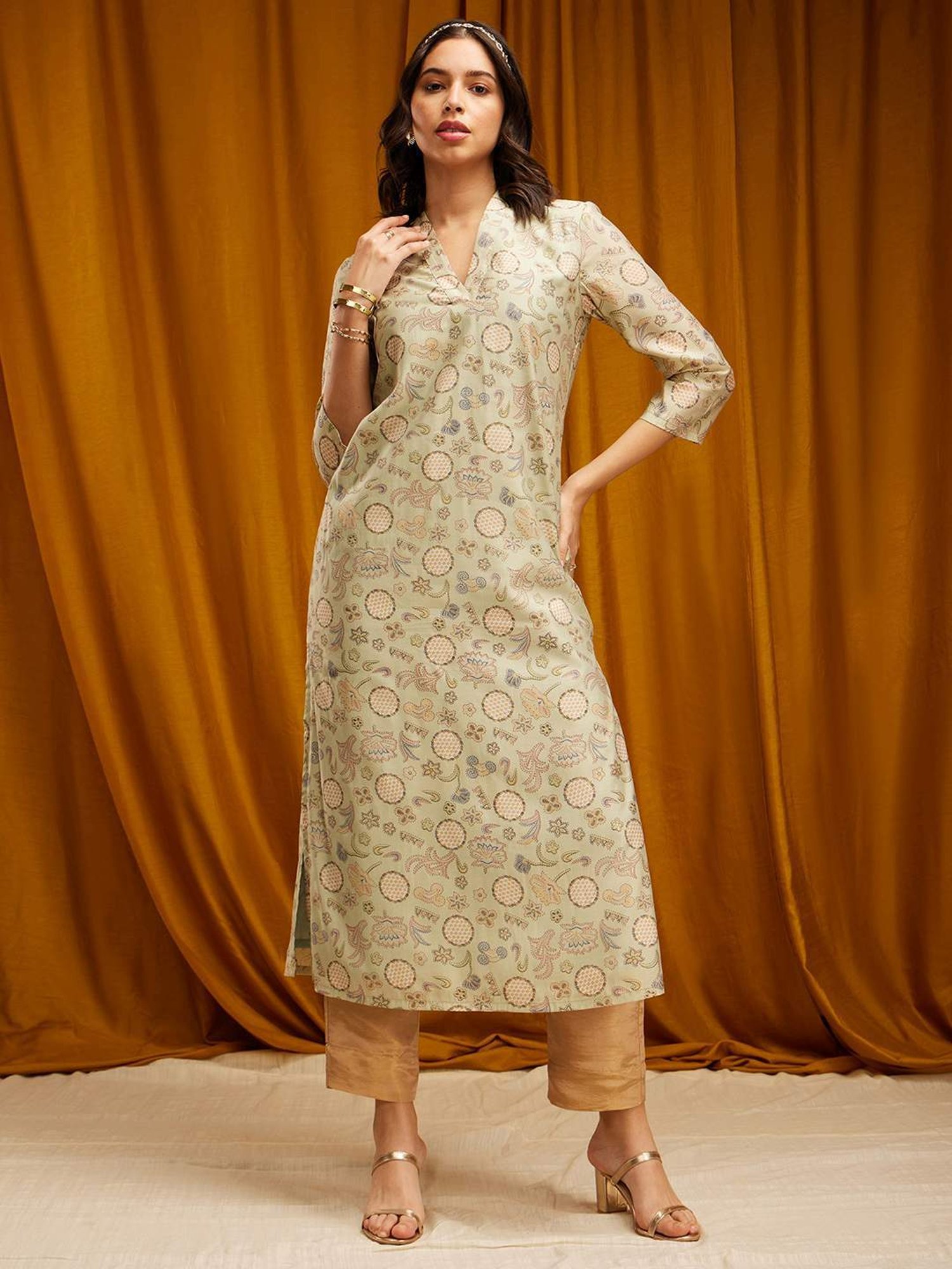 Pink Fort Green Floral Print Straight Kurta