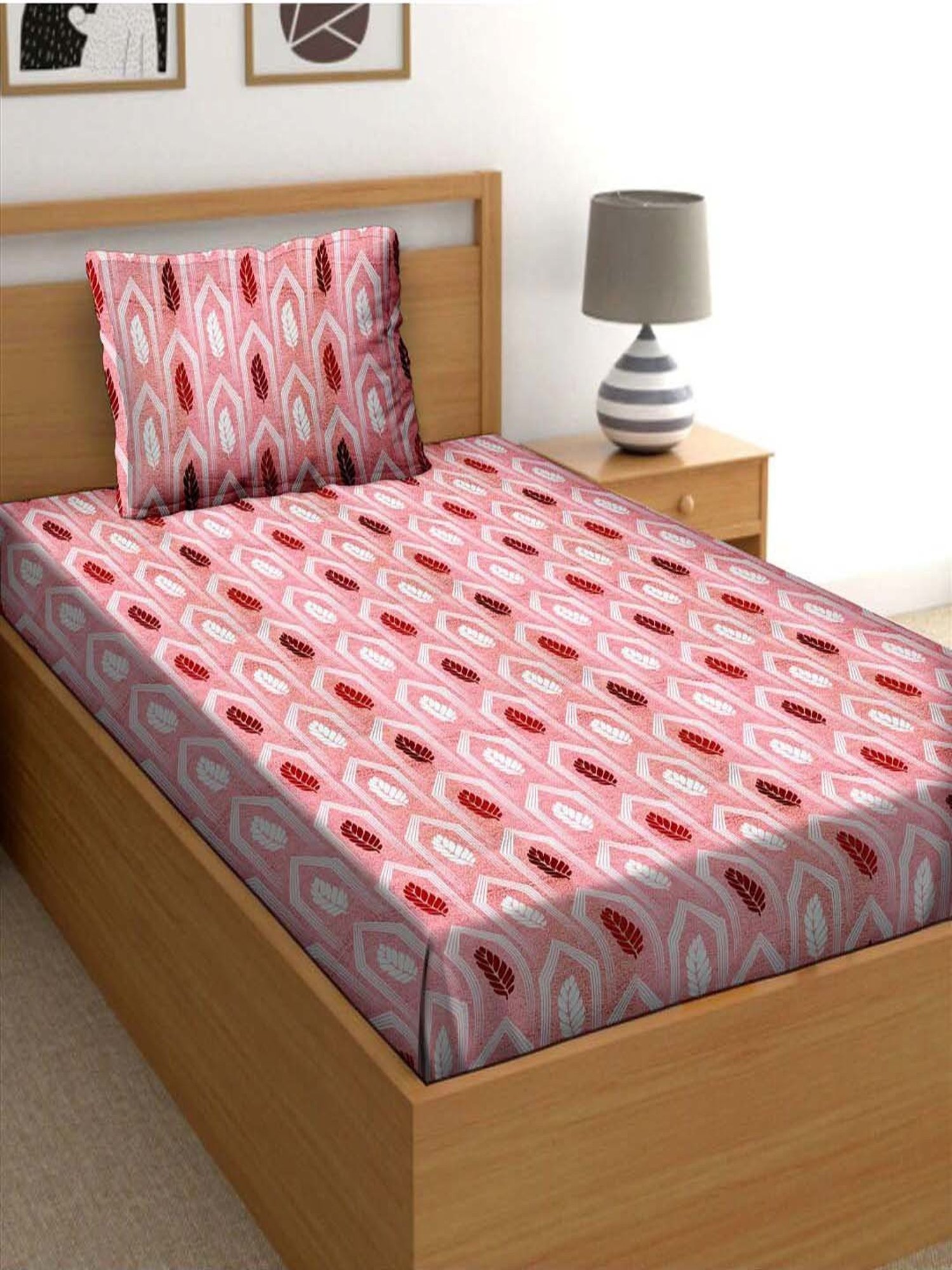 BELLA CASA Cuddle Floral Peach 150 TC Cotton Bedsheet with 1 Pillow Cover