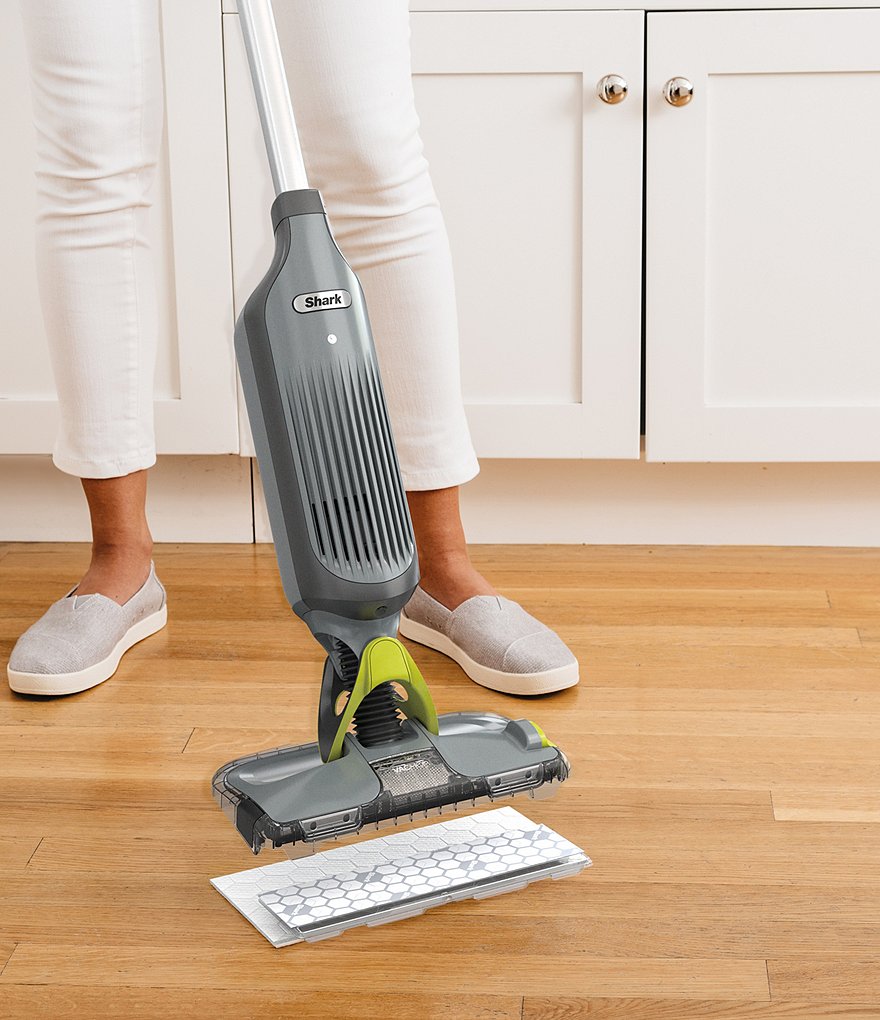 Shark Rotator Lift-Away Pet with Self-Cleaning Brushroll Rotator Upright Vacuum