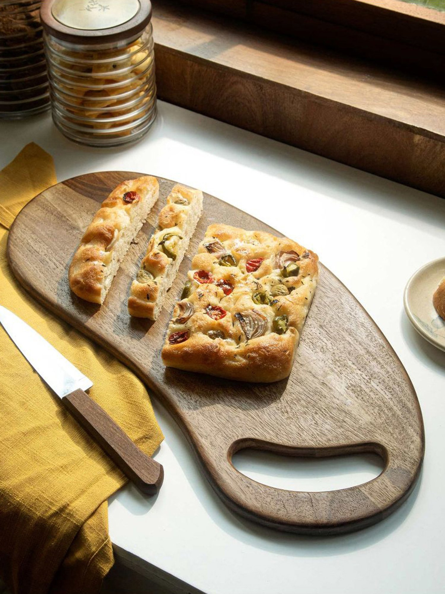 Crayton Natural Beige Mango Wood Chopping Board - Set of 1