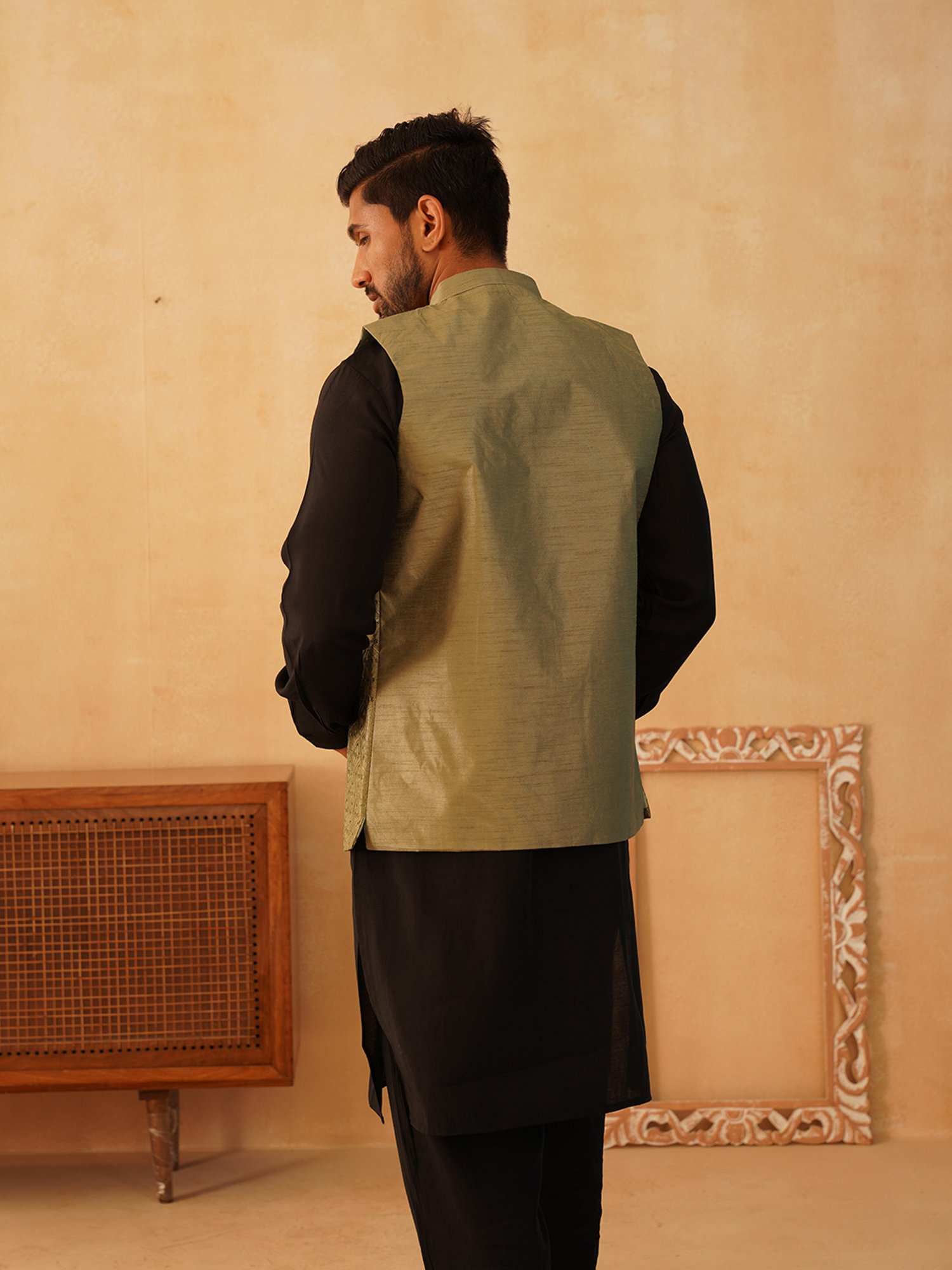 Sanwara White Regular Fit Chikankari Kurta & Churidar Set