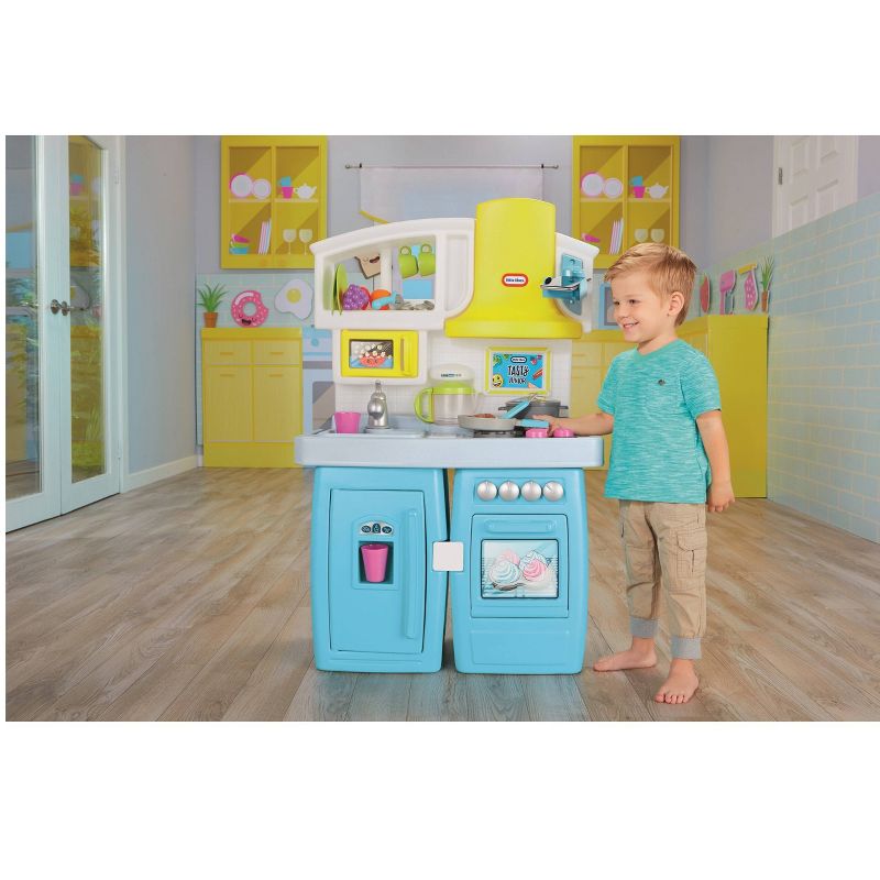 Little Tikes Tasty Jr. Bake 'n Share Role Play Kitchen and Activity Set