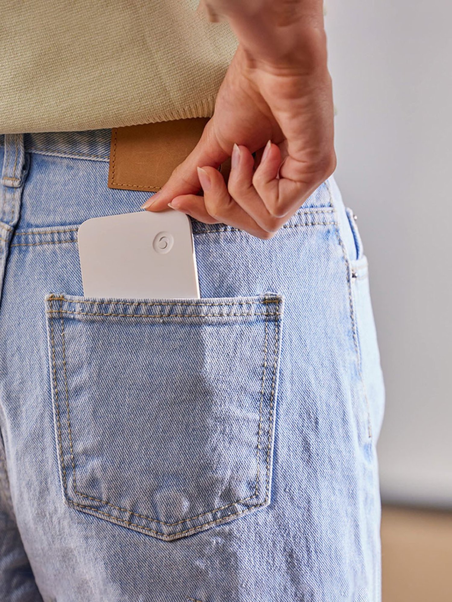 Apple AirTag (Smart Tracker) (4 Pack)