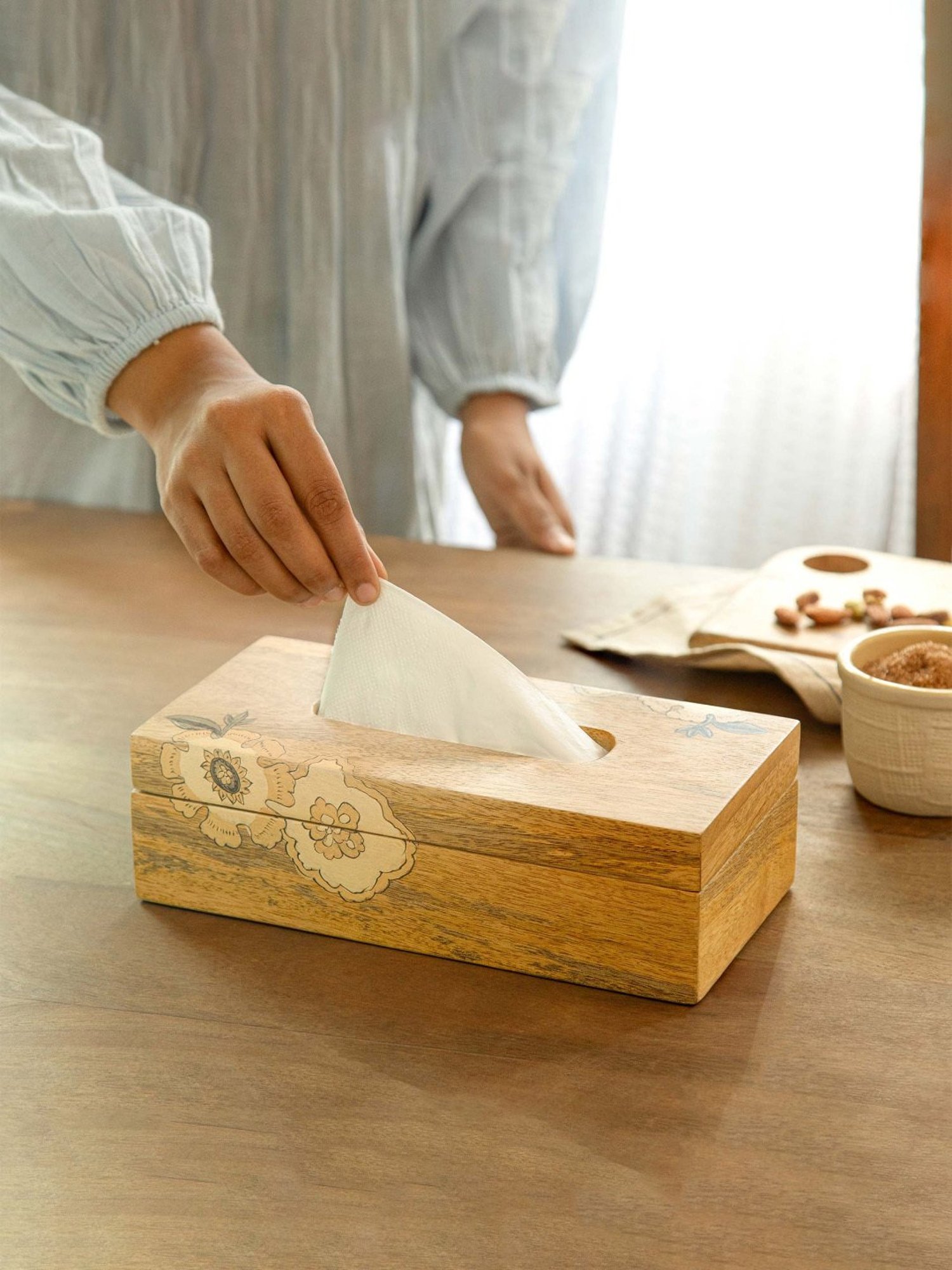 Karo Tapi Printed Multicolor Wood Tissue Box