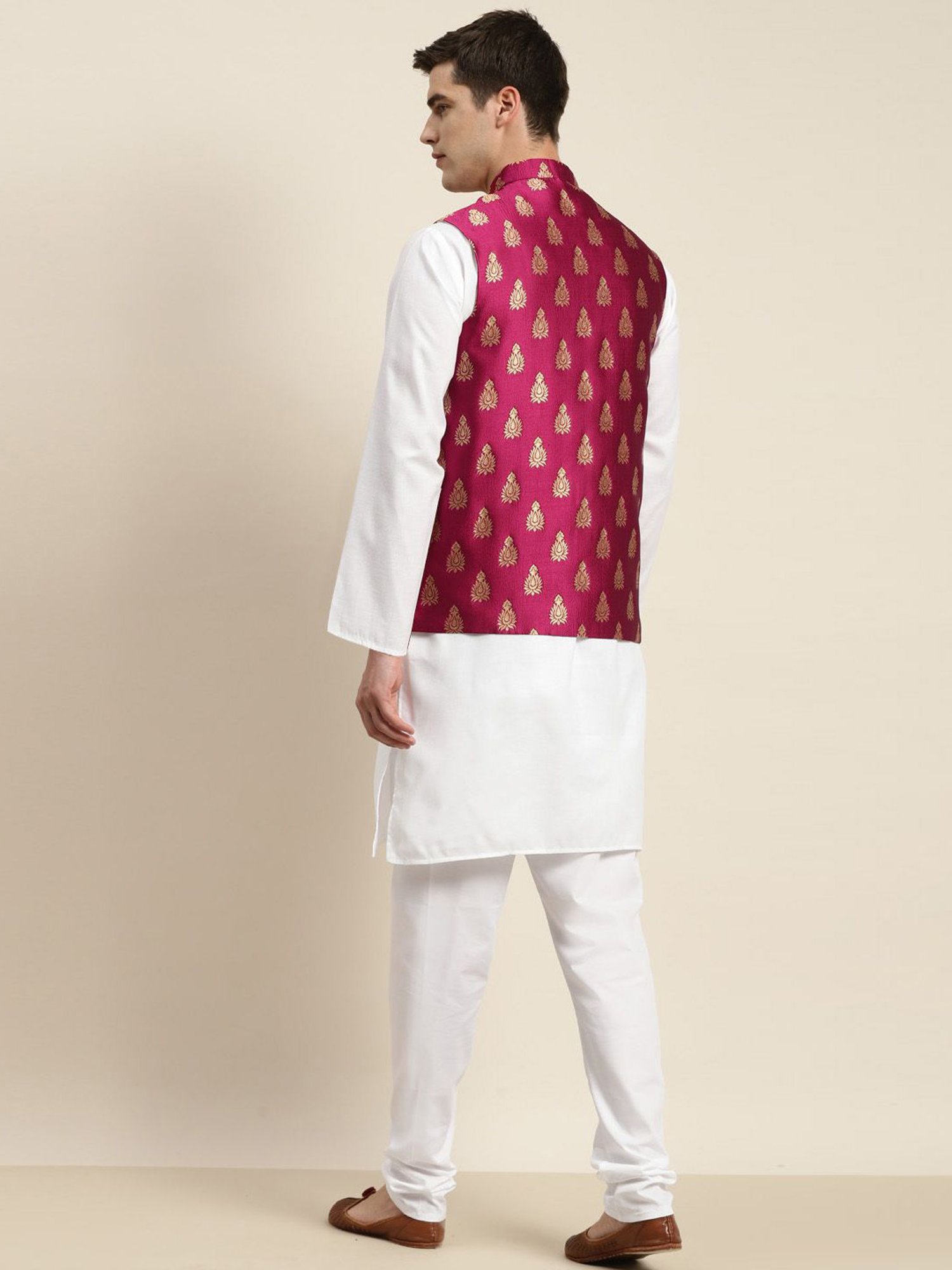 Vastramay White Cotton Straight Fit Embroidery Ethnic Suits