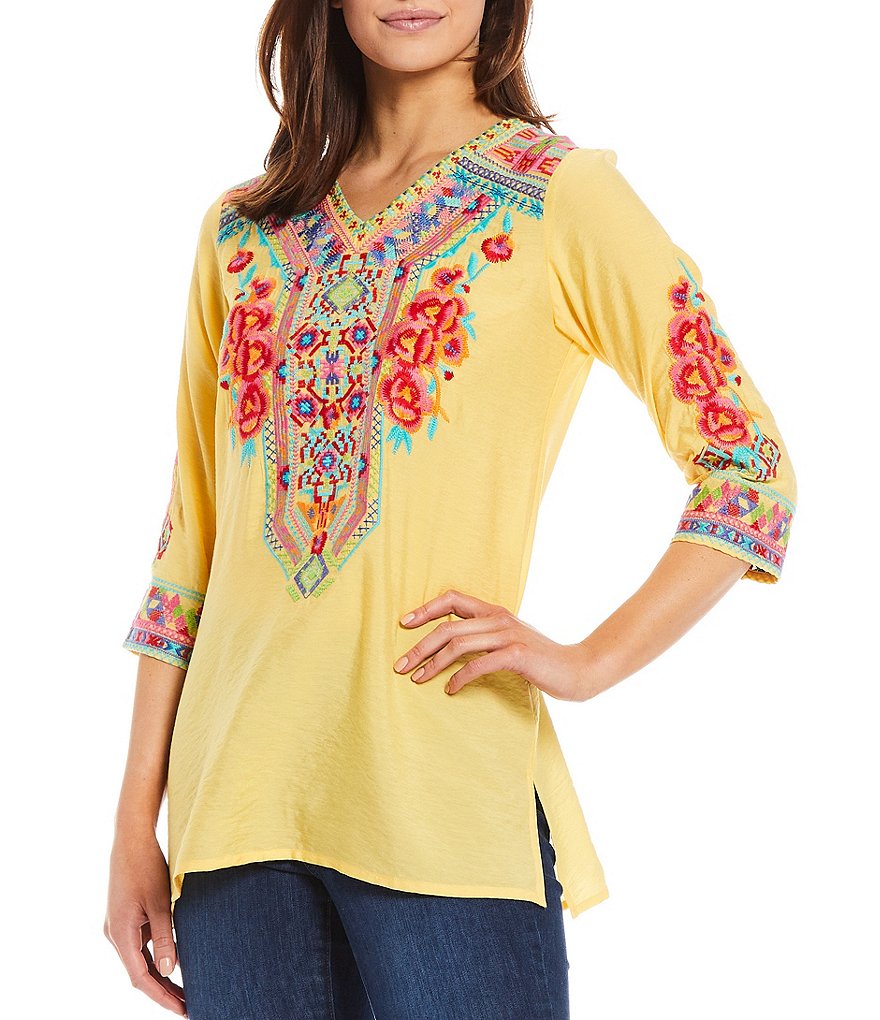 Calessa 3/4 Sleeve V-Neck Rose Embroidery Tunic
