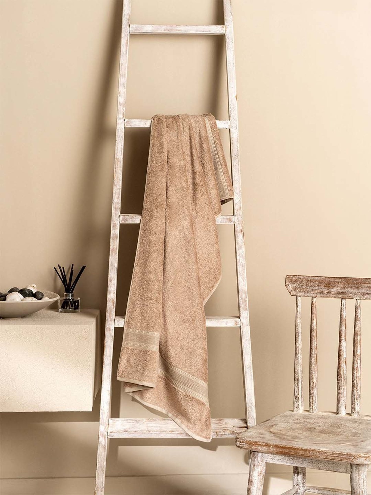 DDecor Beige 650 GSM Bamboo Ecofriendly Bath Towel