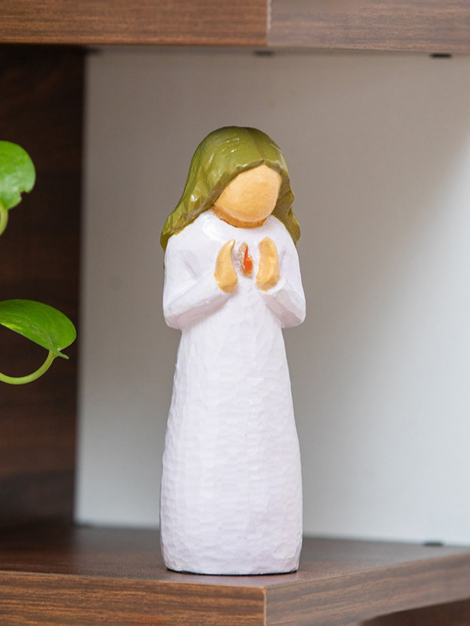 ExclusiveLane Hand-painted White & Sage Green Chedar Wood Heartbeats Showpiece