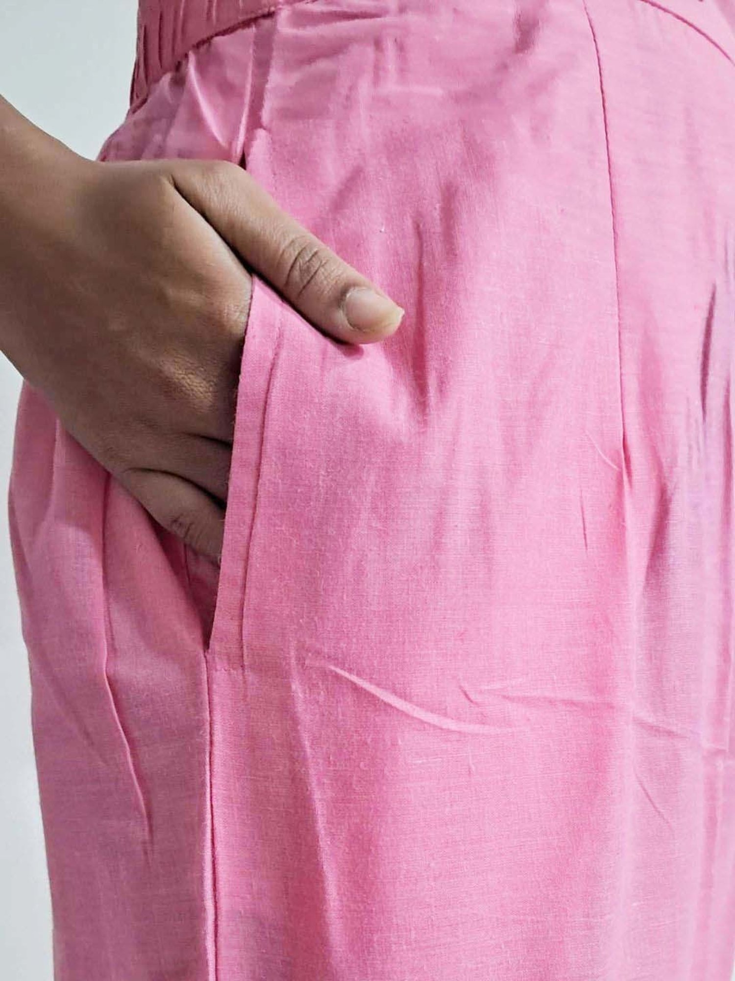 Skylee Pink Cotton Woven Pattern Kurta Pant Set With Dupatta