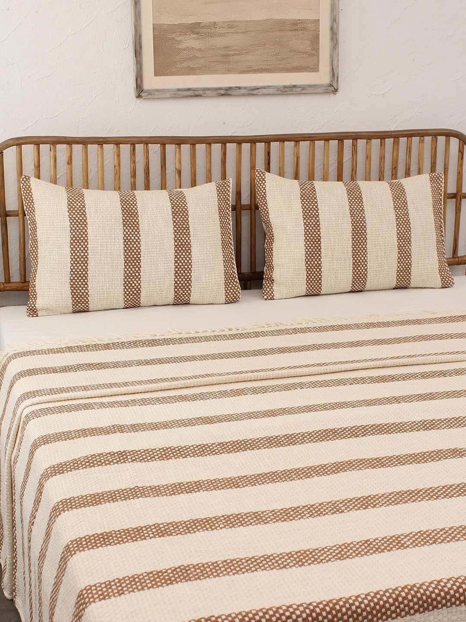 House This Shivalik Brown 150 TC Cotton Double Bedcover with 2 Pillow Covers