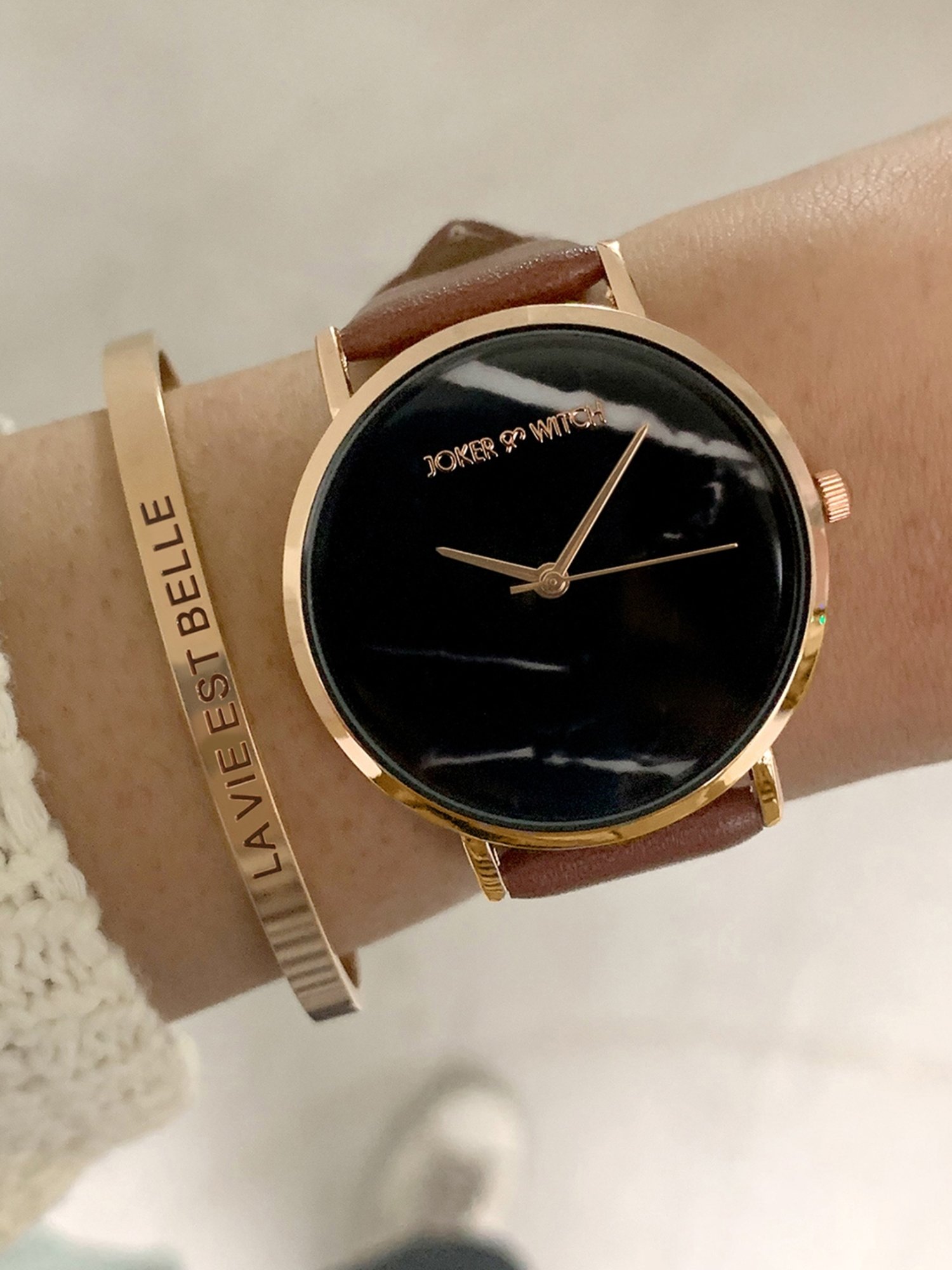 Joker & WItch JWLT582 Analog Watch for Women With Ring, Bracelet