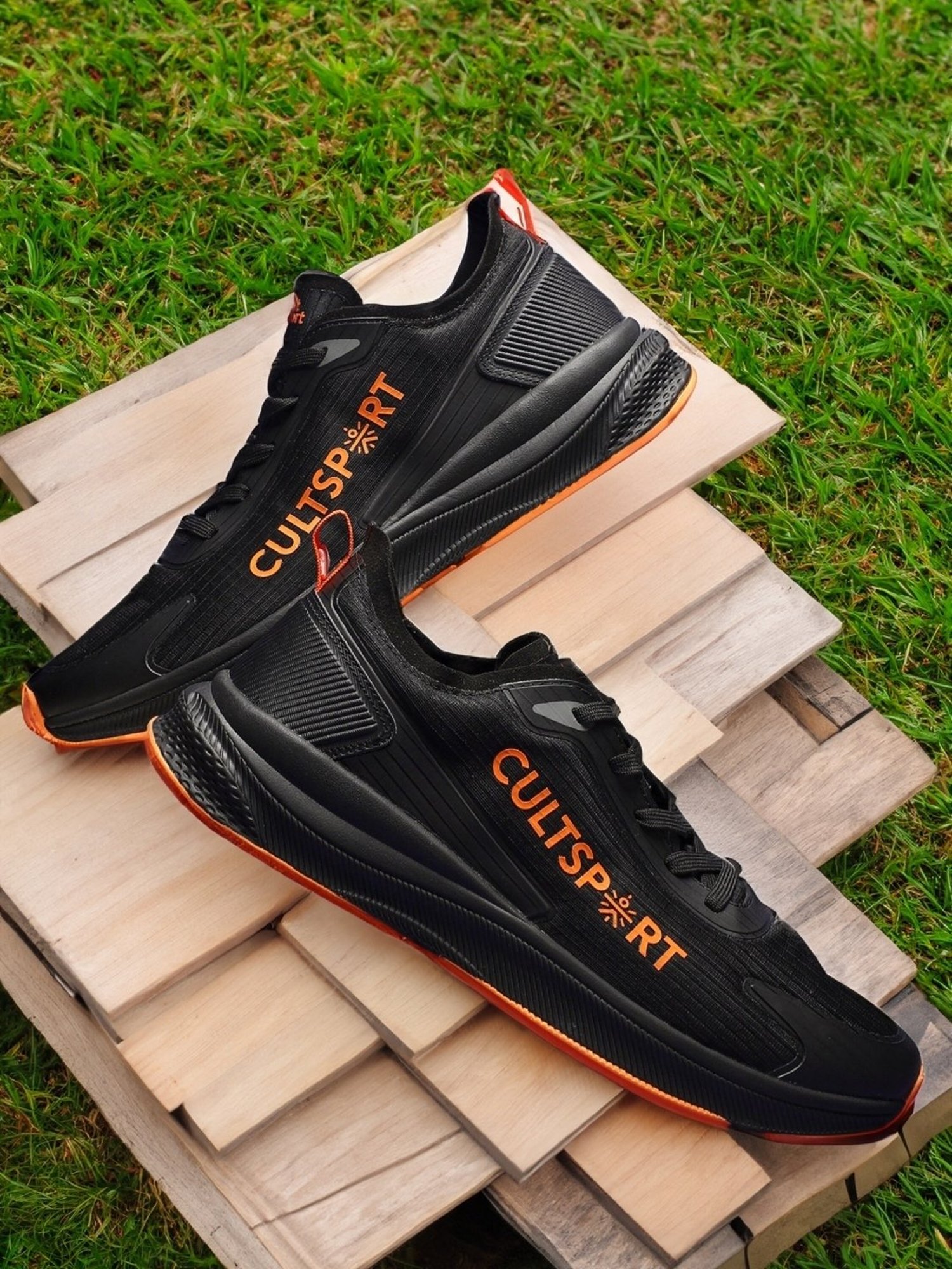 Cultsport Men's Comfort Black Running Shoes