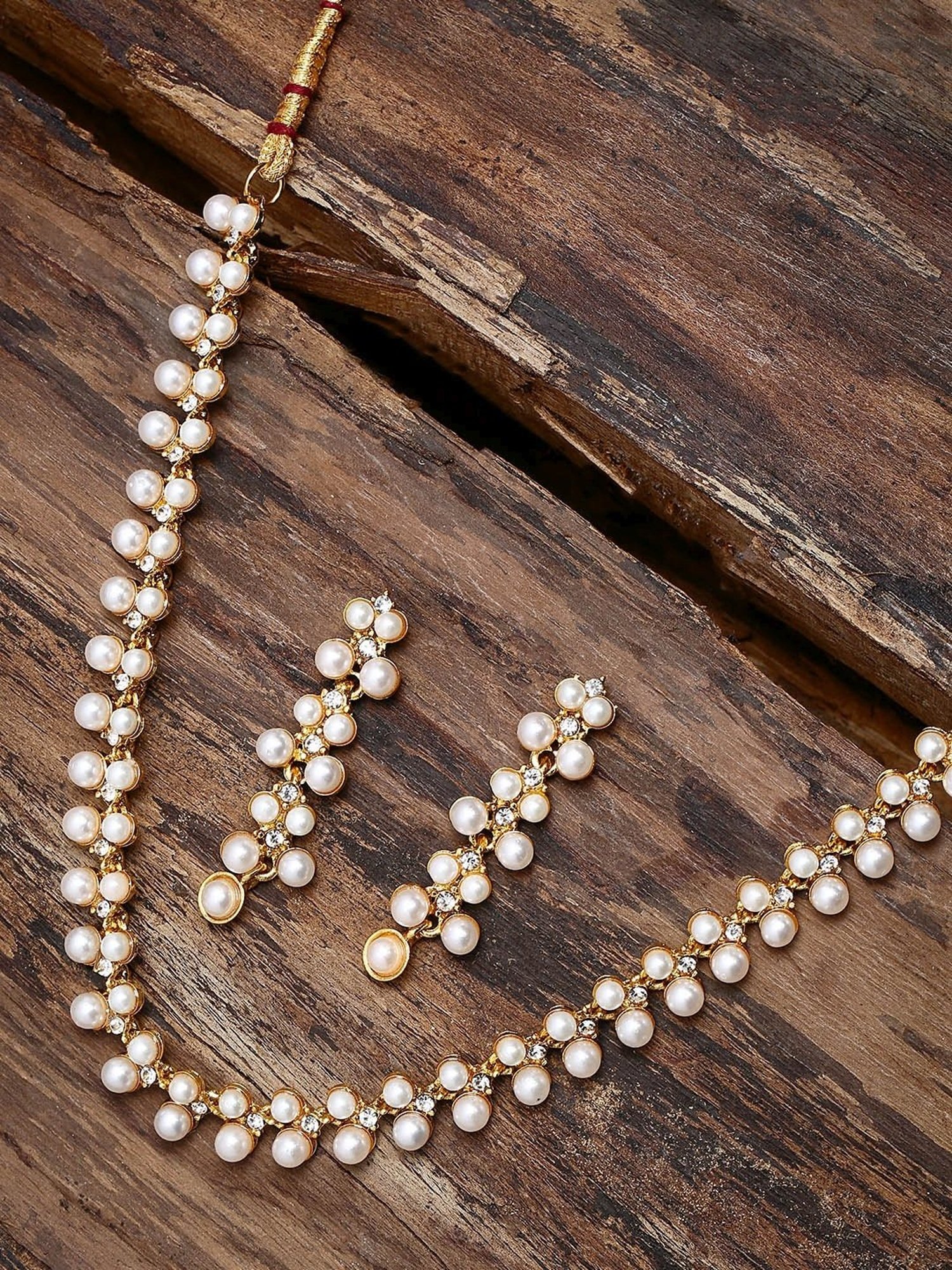 Zaveri Pearls Gold Tone Contemporary Look Pearls Choker Necklace & Earring Set-ZPFK9439