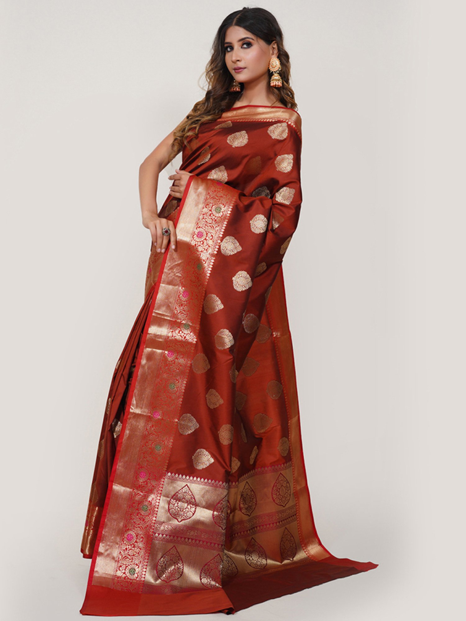 Unnati Silks Grey Cotton Printed Saree With Unstitched Blouse