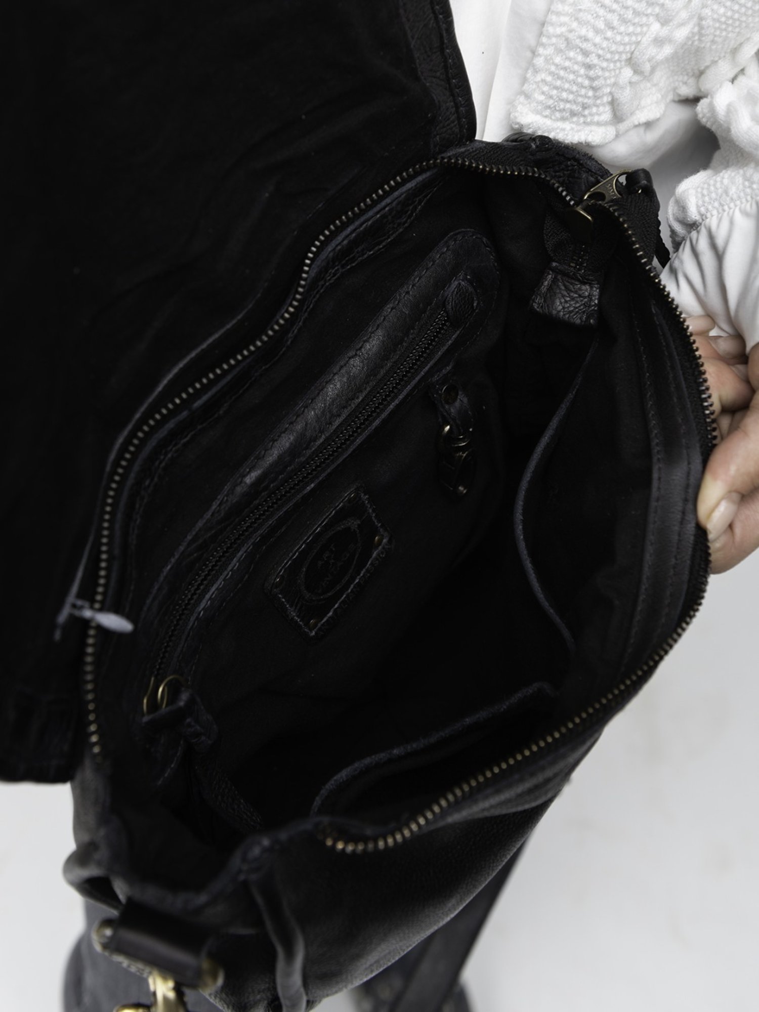 Art N Vintage Carla Black Leather Textured Small Sling Handbag