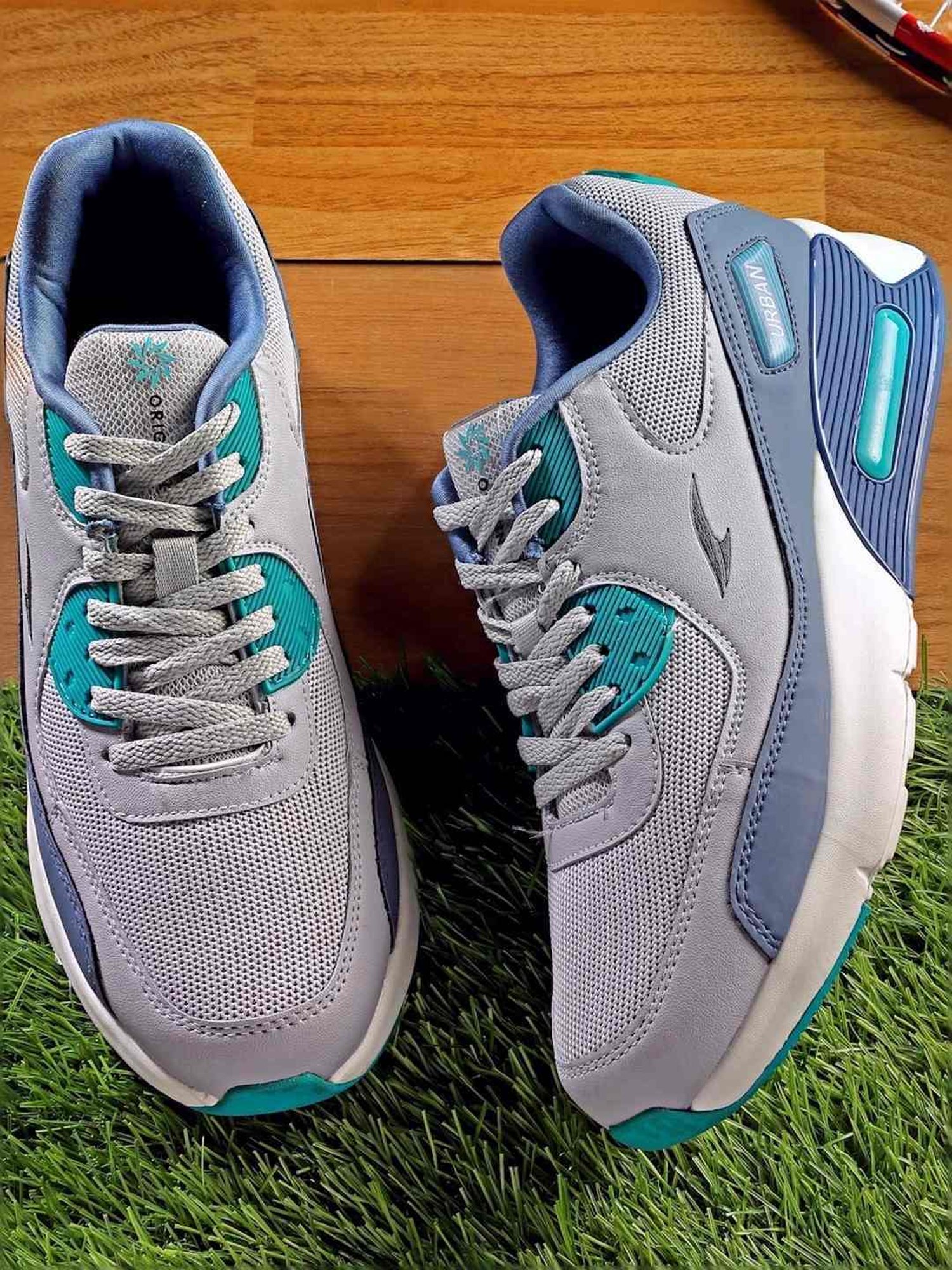 Asian Men's Grey Casual Sneakers