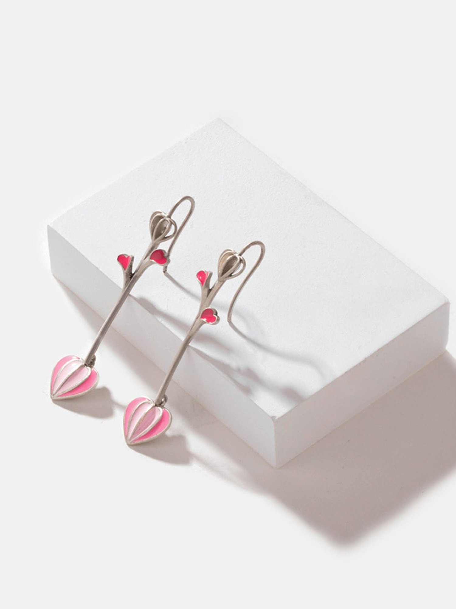 Shaya 92.5 Sterling Silver For the Love of New Experiments Heart Earrings for Women