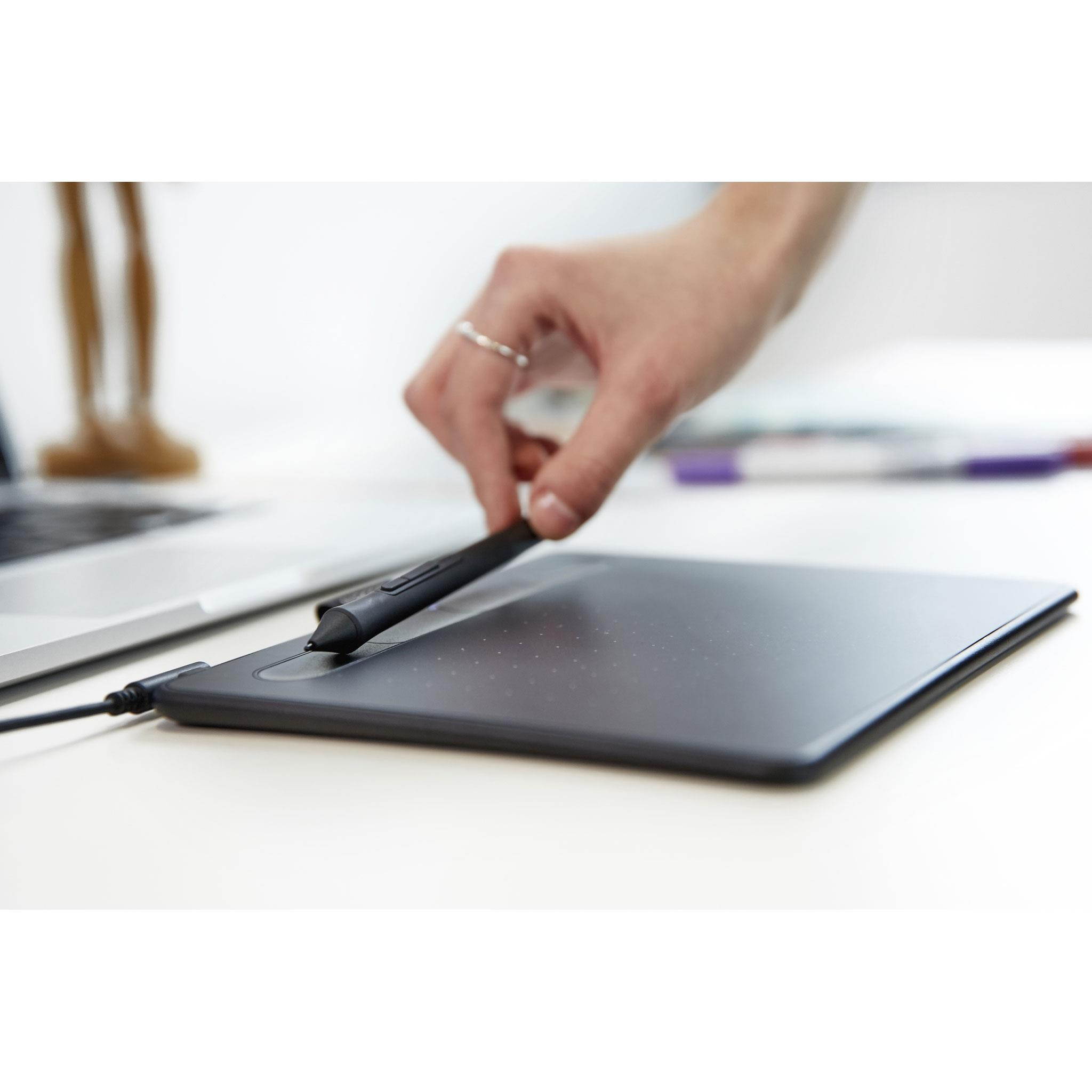 Wacom Intuos Creative Pen Small Black Tablet w/ Corel Paint Shop Pro Bundle