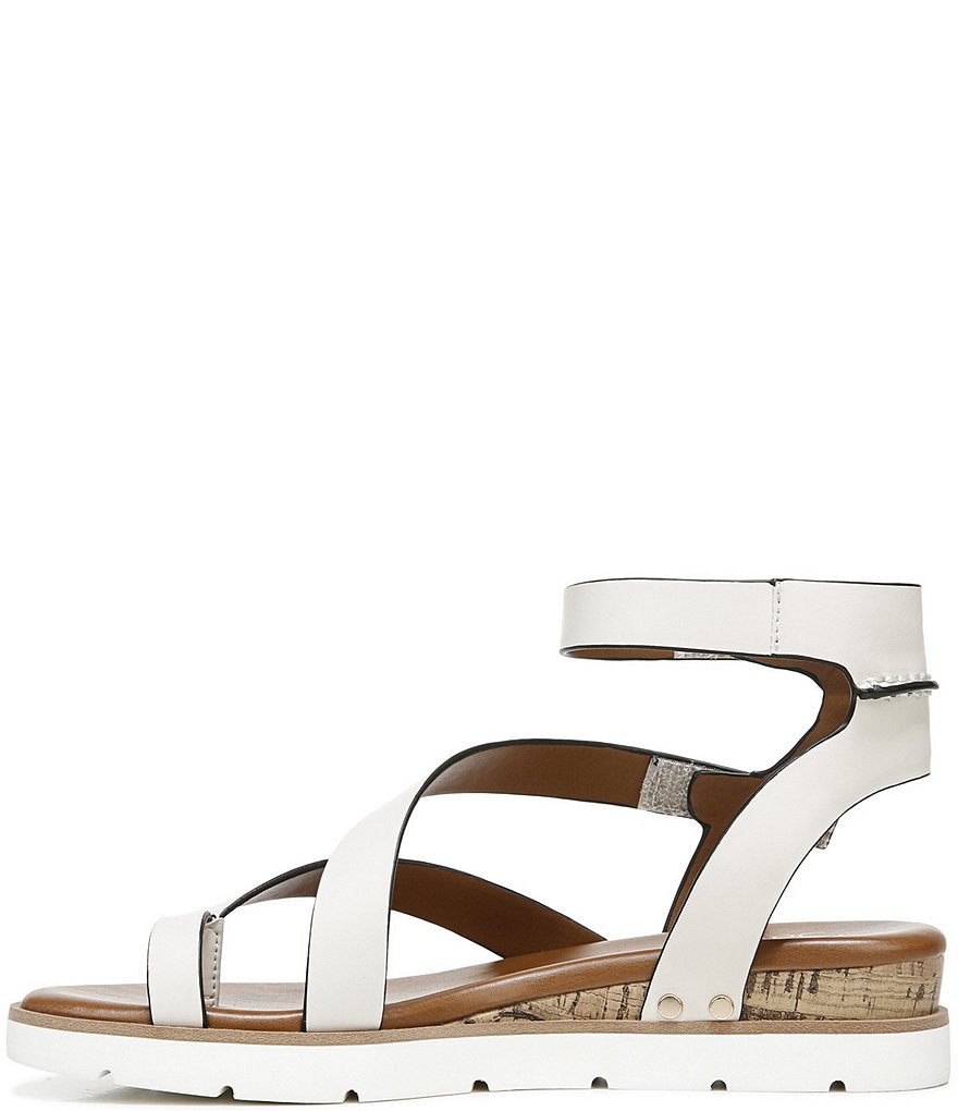 Franco Sarto Daven Toe Loop Thong Sandals