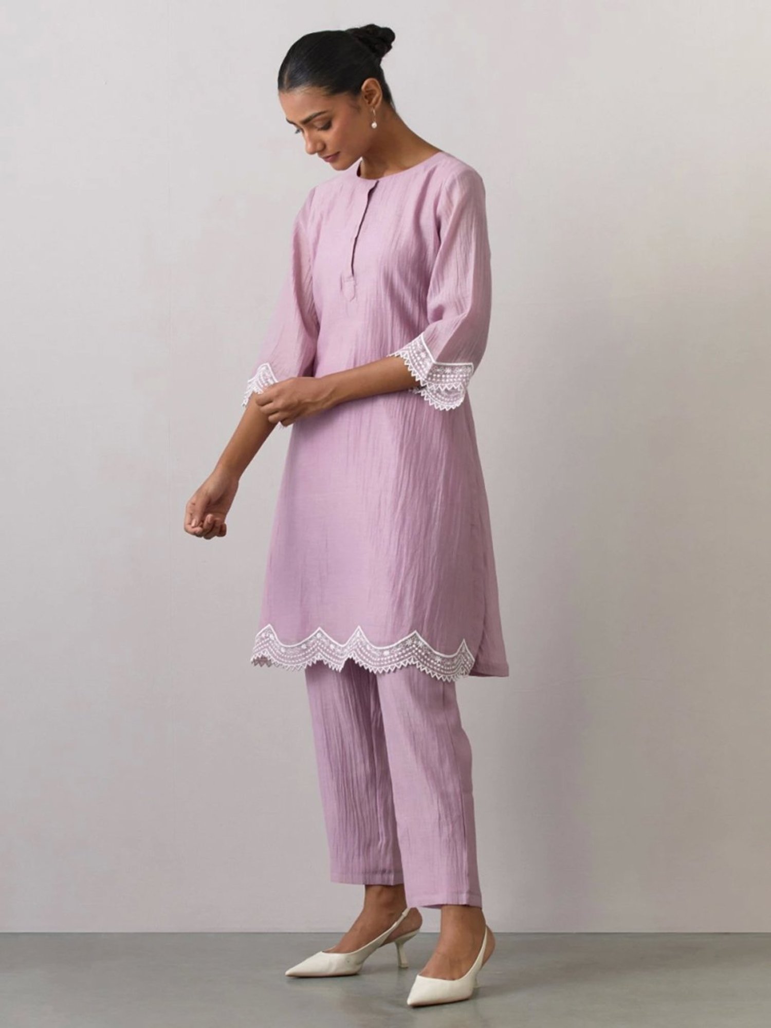 Ikshita Choudhary Lavender Noor Chanderi Embroidered Kurta