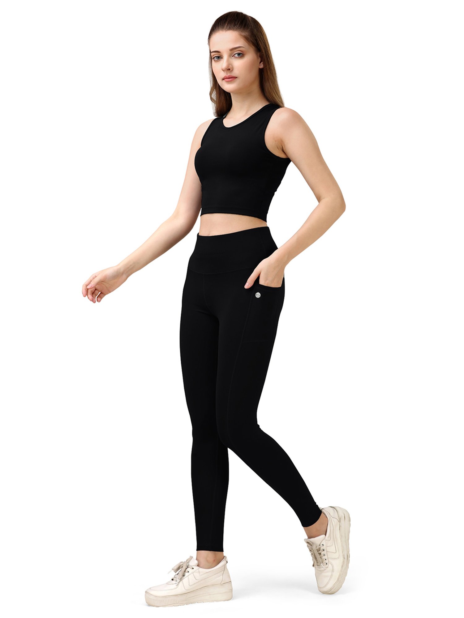 Soie Black Crop Top With Tights
