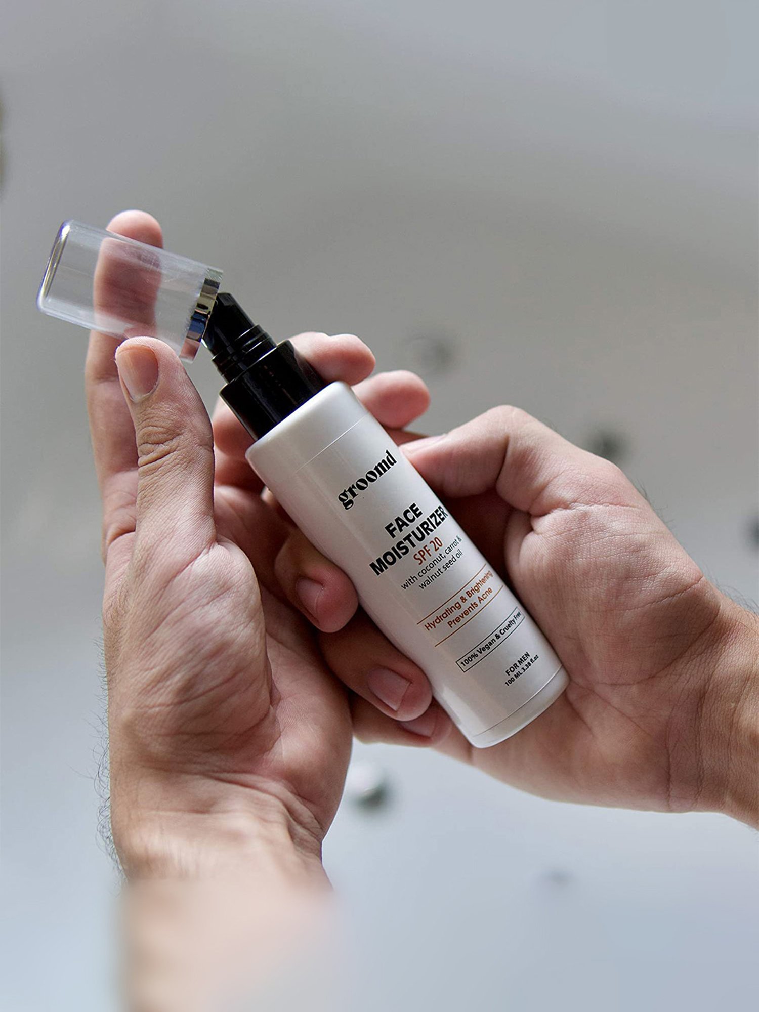 Mancode Detoxifying De Tan, Vitamin C & Acne Control Tea Tree Foaming Facewash (Pack of 3)