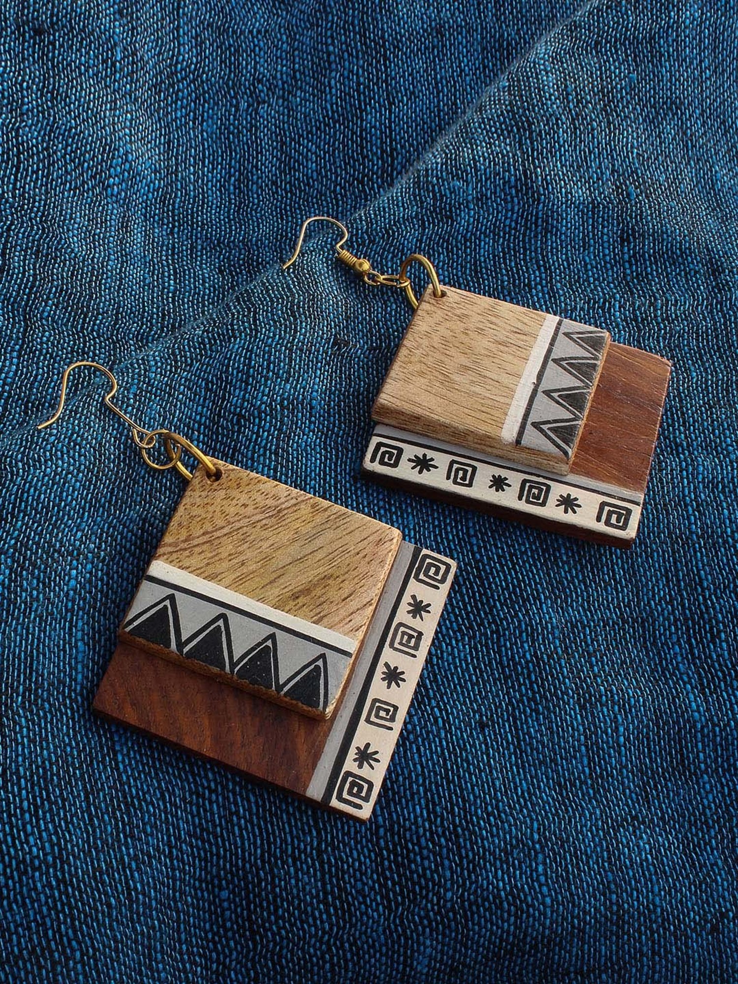 ExclusiveLane Brown & Beige Earrings Handpainted in Aztec Pattern (Sheesham Wood)