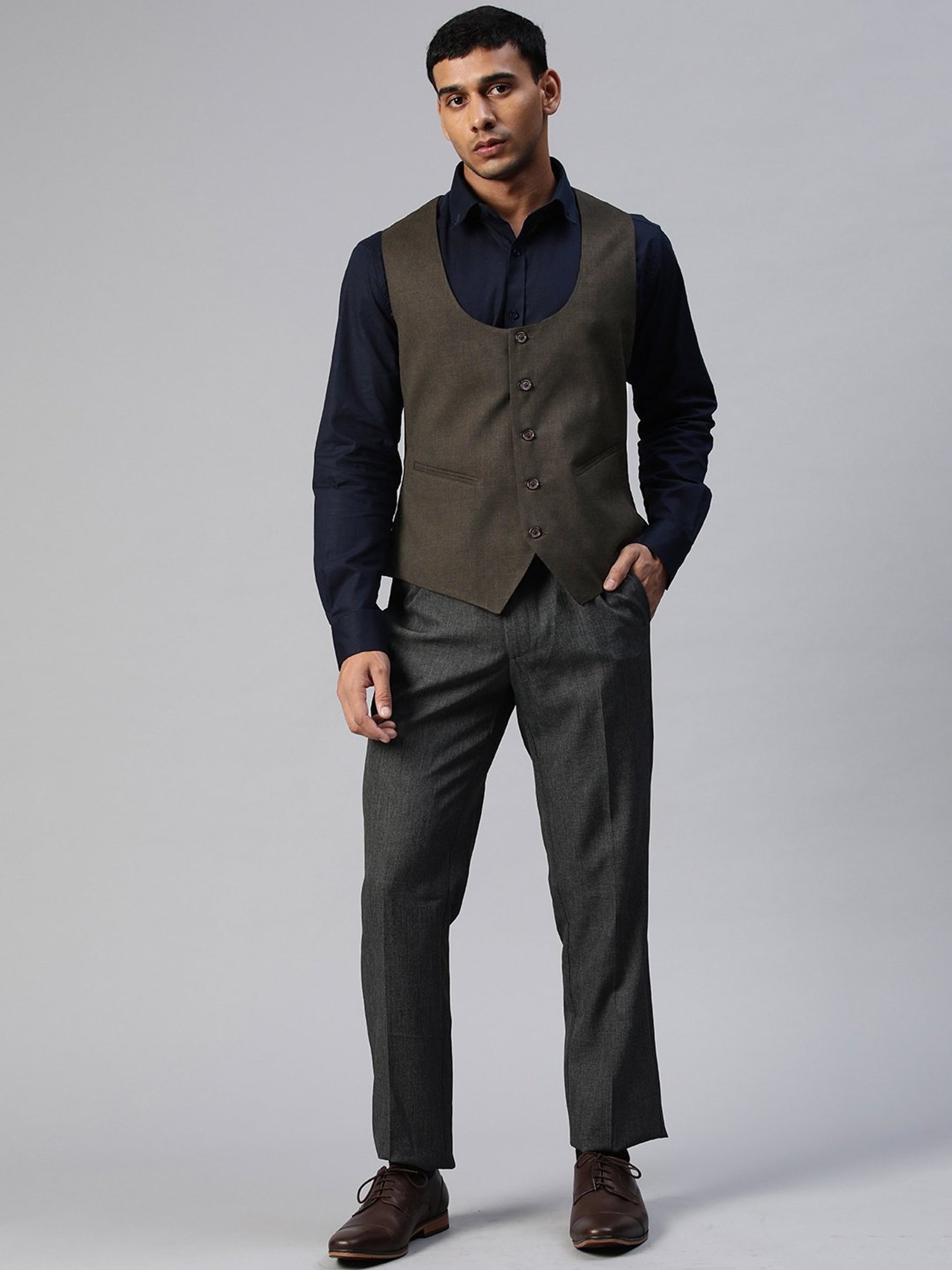 ManQ Dark Brown Sleeveless Scoop Neck Waistcoat