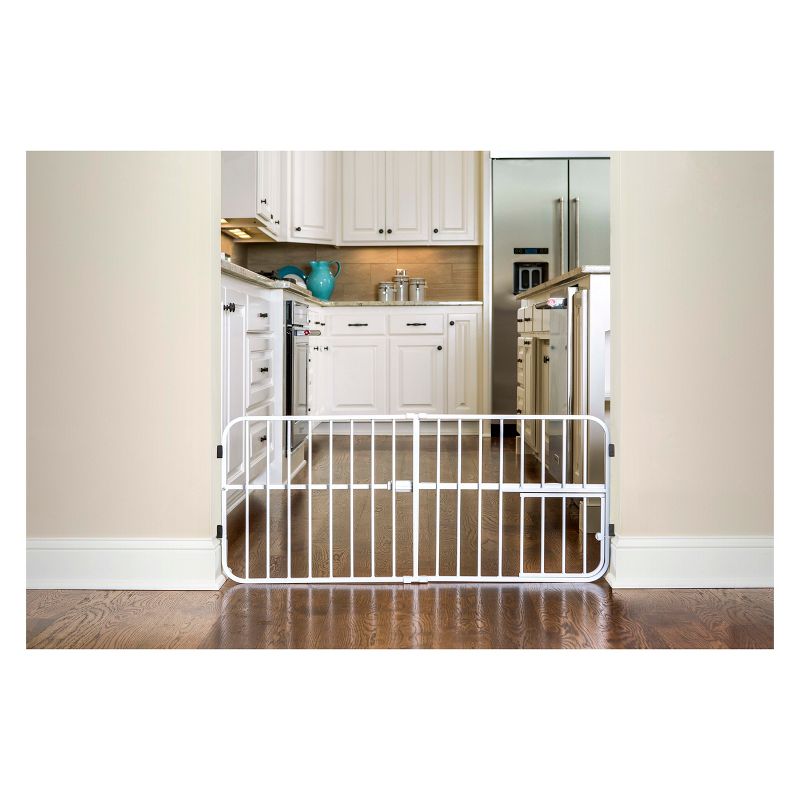 Carlson Lil' Tuffy Expandable Cat and Dog Gate with Small Pet Door