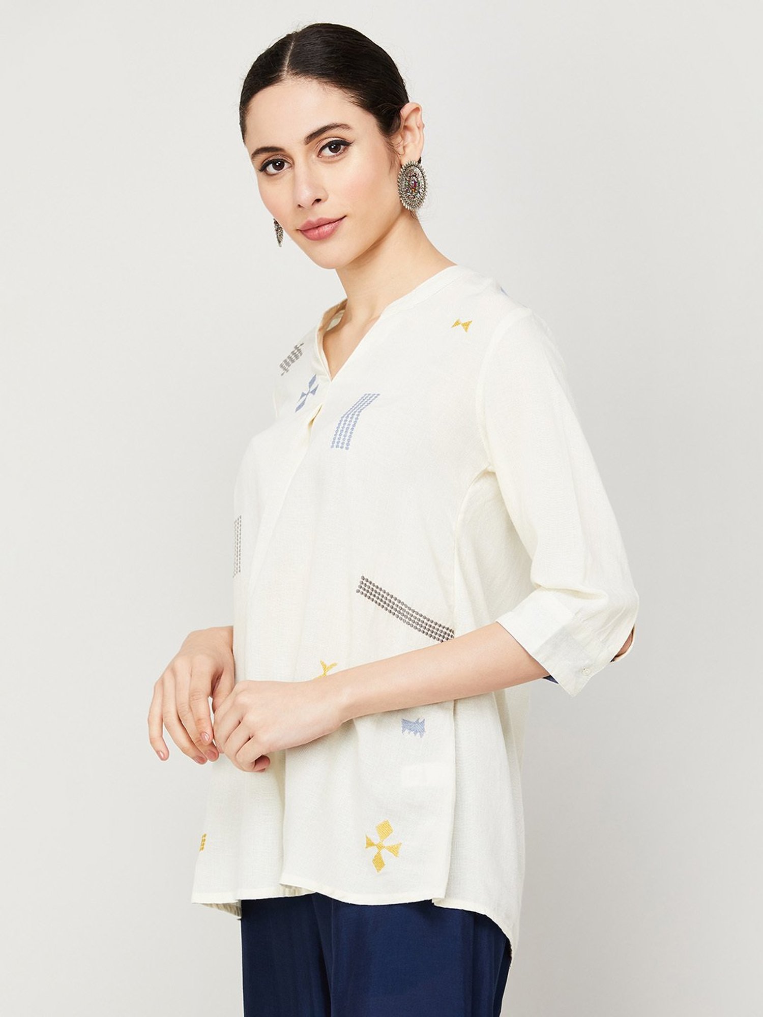 Color Me by Melange Off White Printed Top