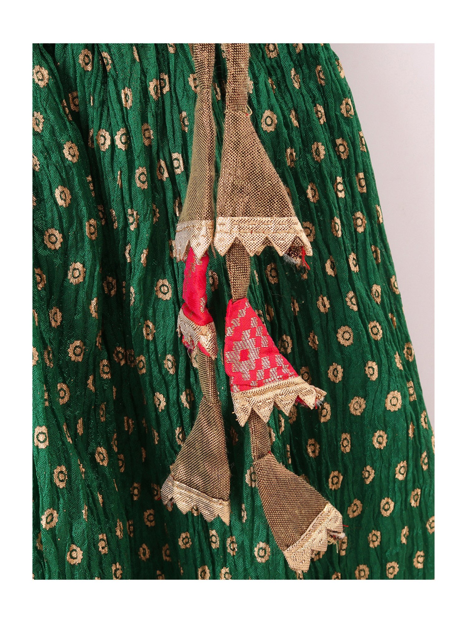 TWISHA Kids Red & Green Self Design Top with Ghagra