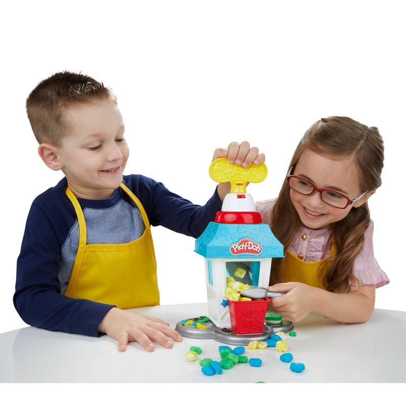 Play-Doh Kitchen Creations Popcorn Party Play Food Set with 6 Non-Toxic Play-Doh Cans