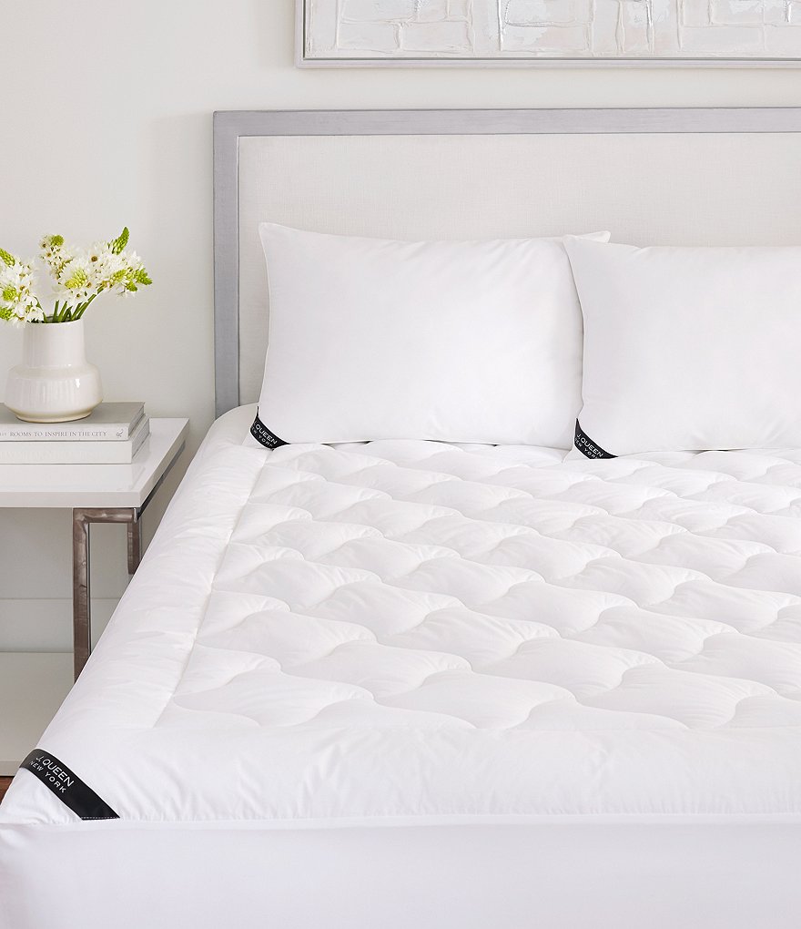 J. Queen New York Royalty 233 Thread Count Mattress Pad (not waterproof)
