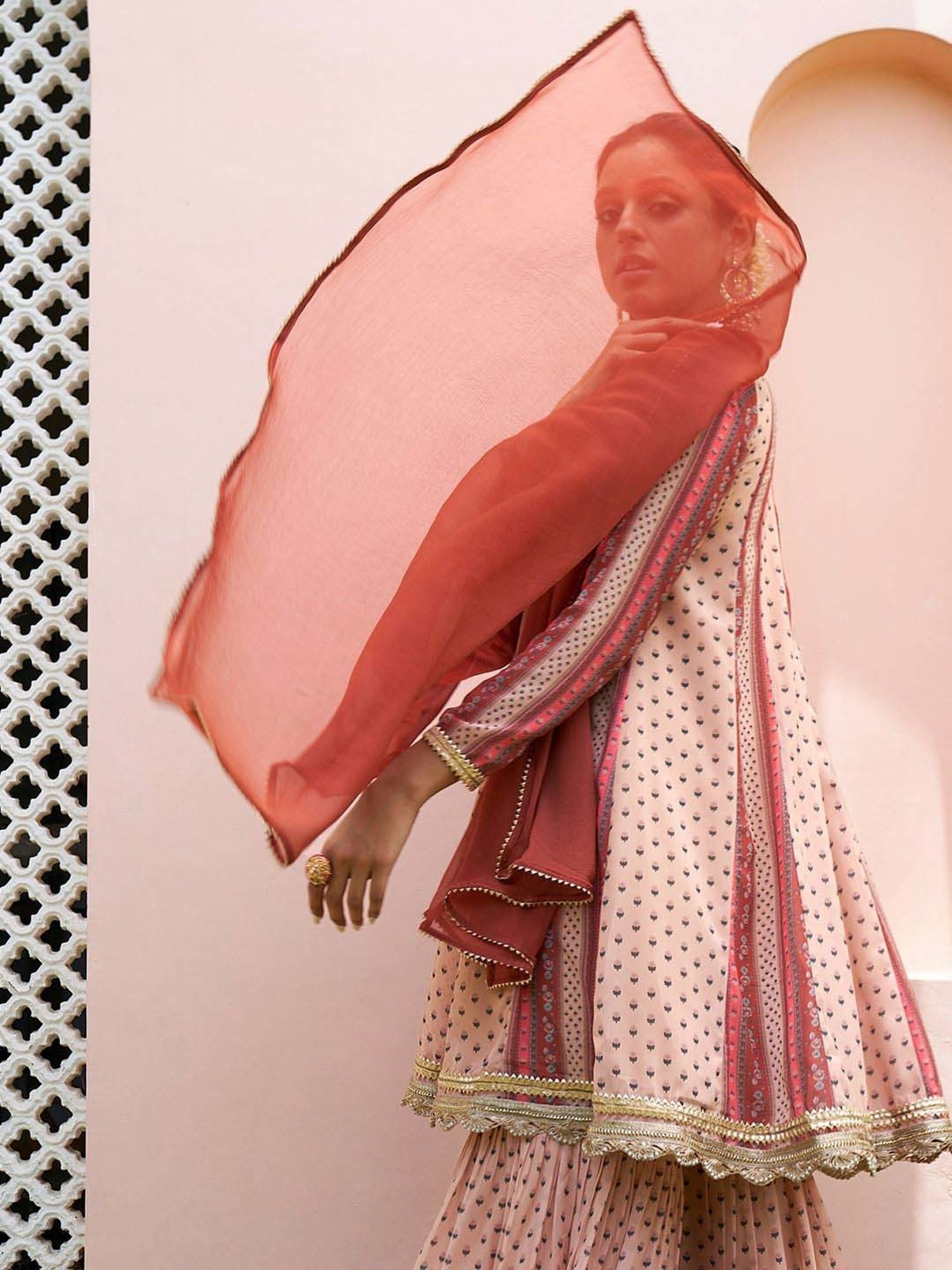 Janasya Peach Printed Kurti Sharara Set With Dupatta