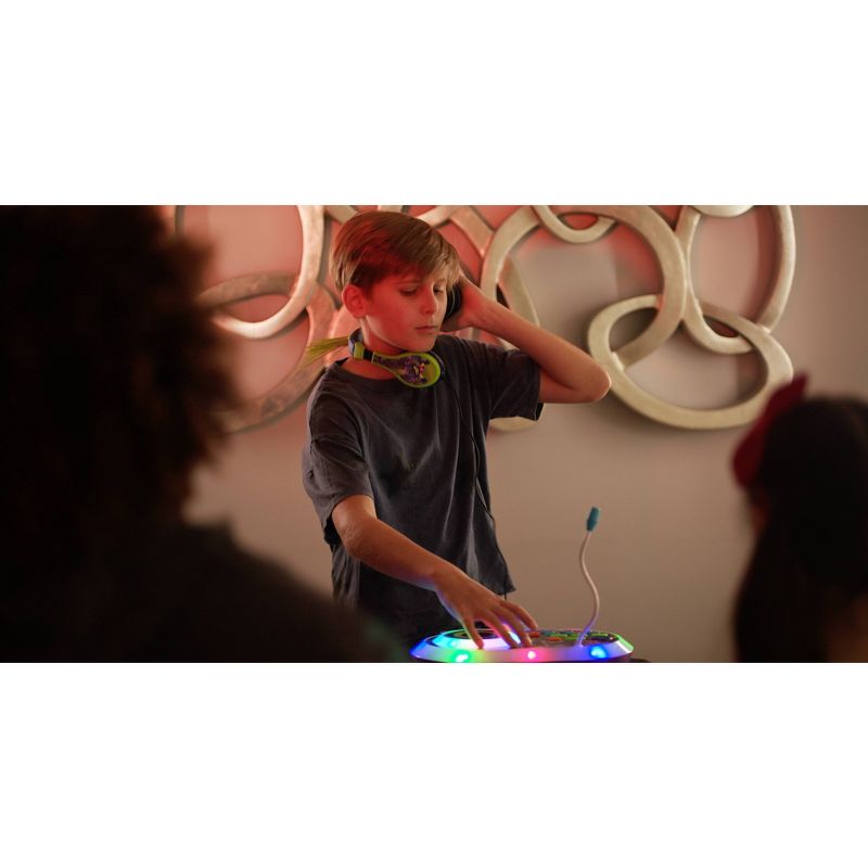 Trolls 2 World Tour DJ Trollex Party Mixer