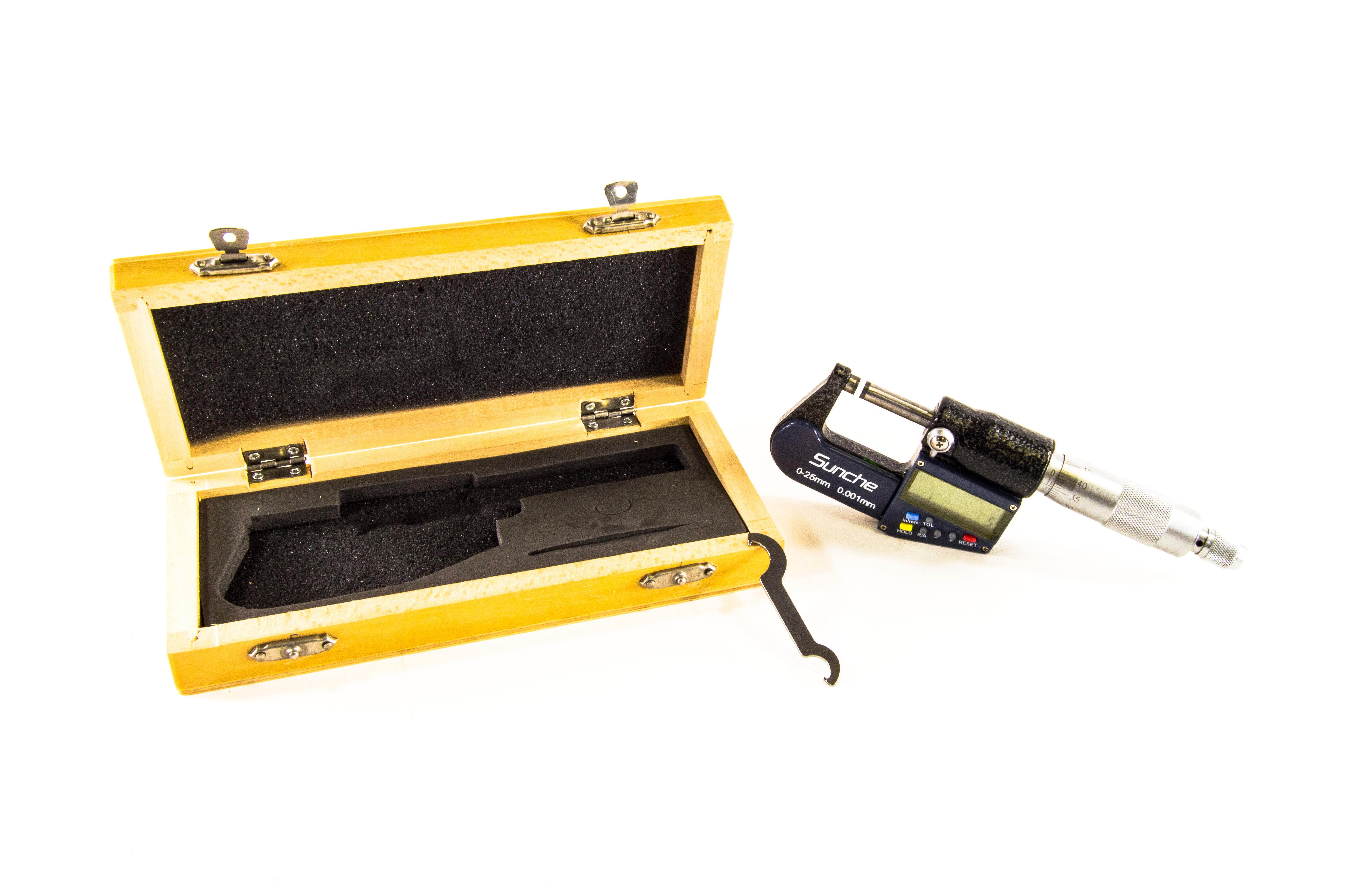 Digital Micrometer - 0-1" Range with LCD screen