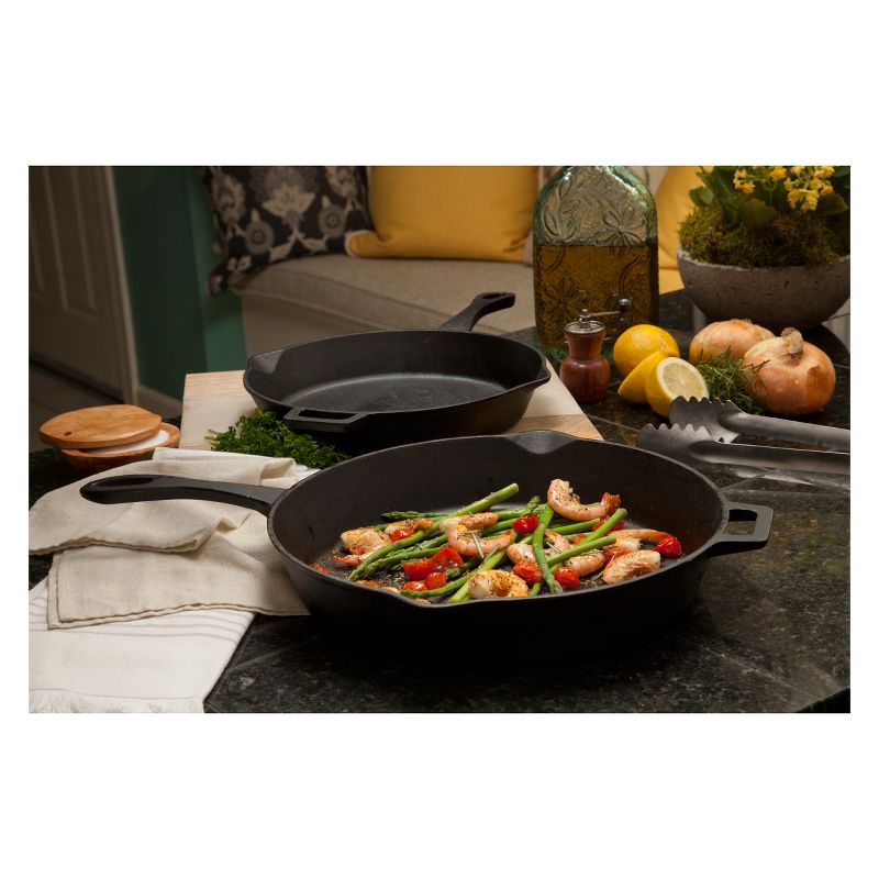 Bayou Classic Cast Iron 12in & 14in Skillet Set