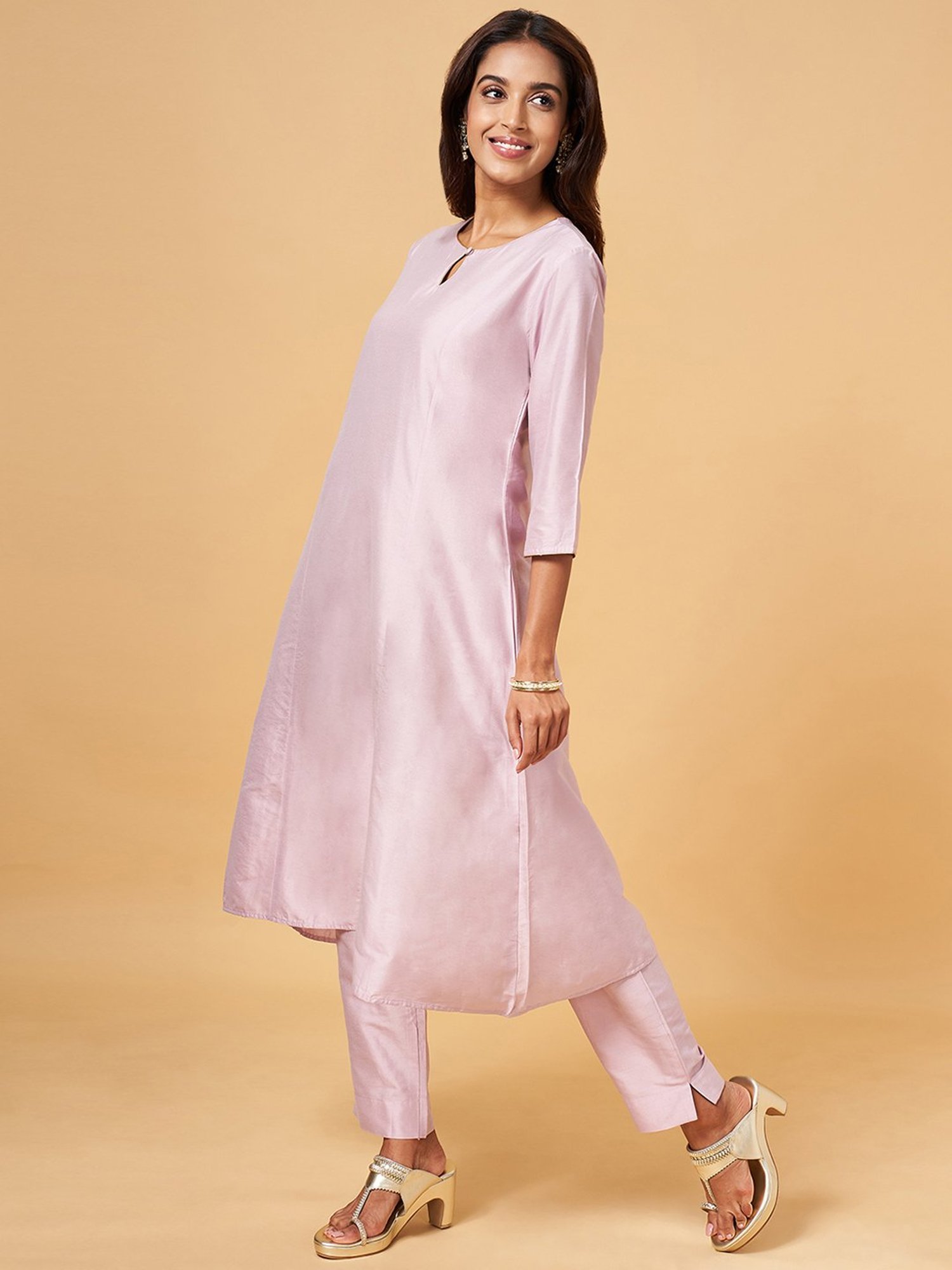 Rangmanch by Pantaloons Lilac Plain Kurta Pant Set with Dupatta