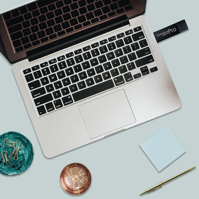 Centon DataStick Pro 8GB USB 3.0 Flash Drive S1U3P68G